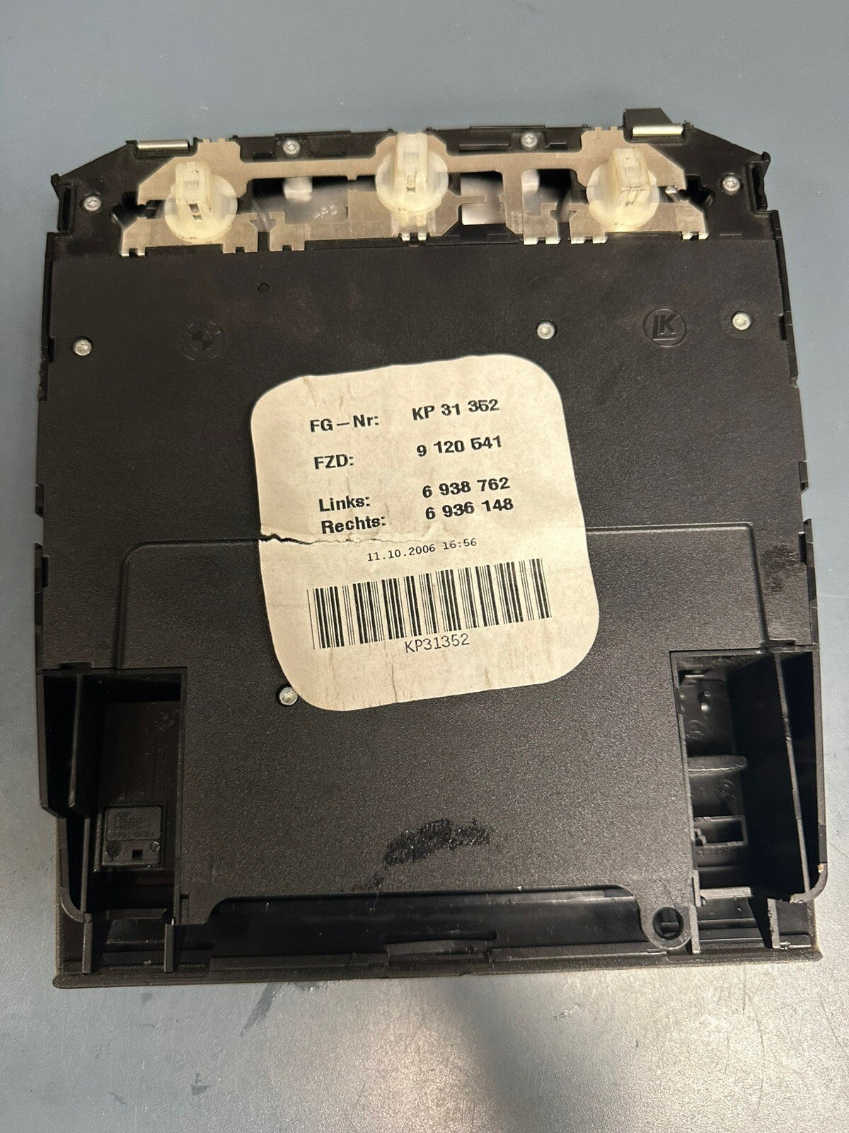 07-08 BMW E90 E91 E92 328i 335i Front Dome Light Sun Roof Switch 9120541 Tan