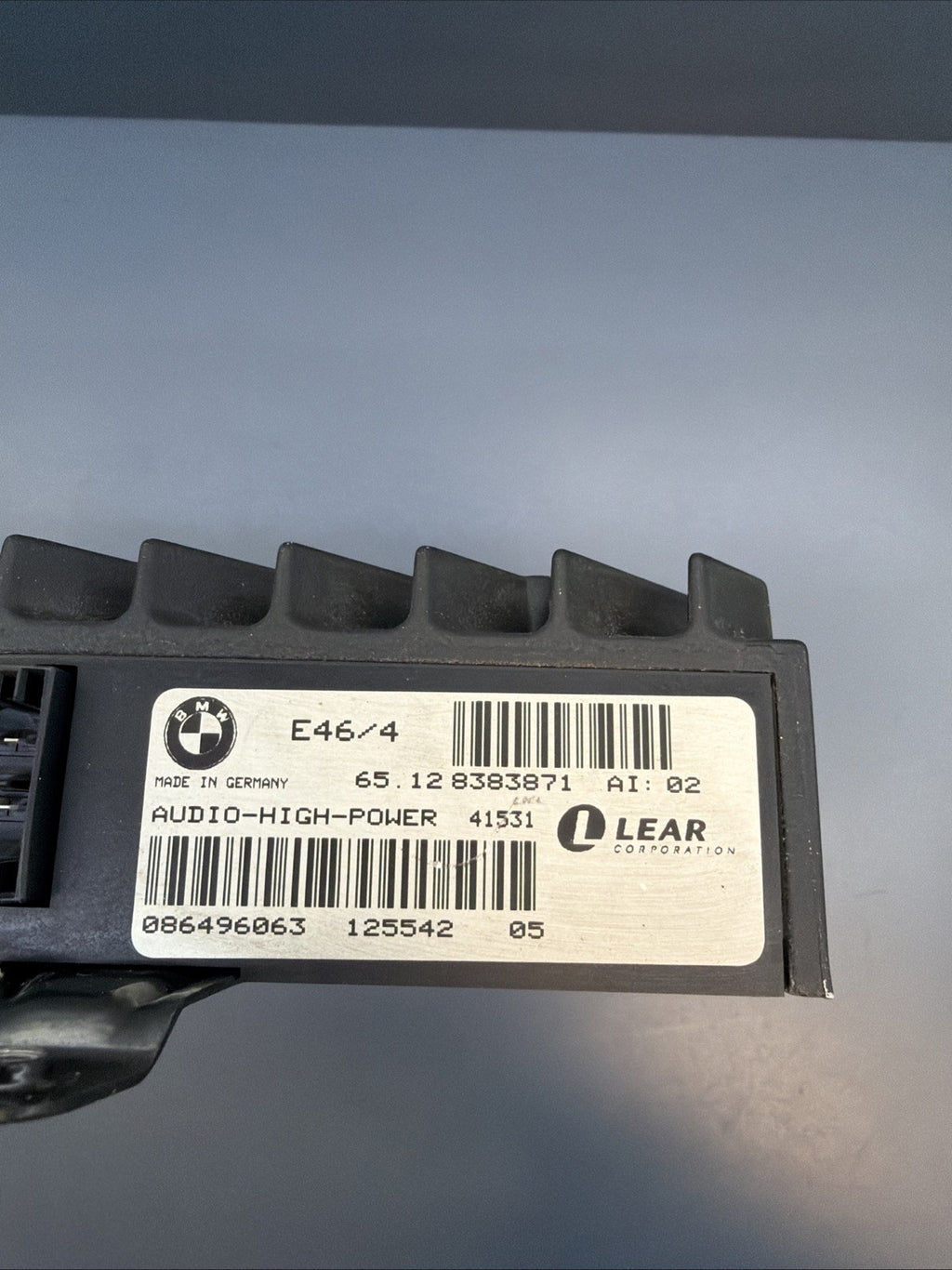 BMW 99-06 E46 3 SERIES LEAR STERIO RADIO AUDIO AMPLIFIER AMP OEM 8383871