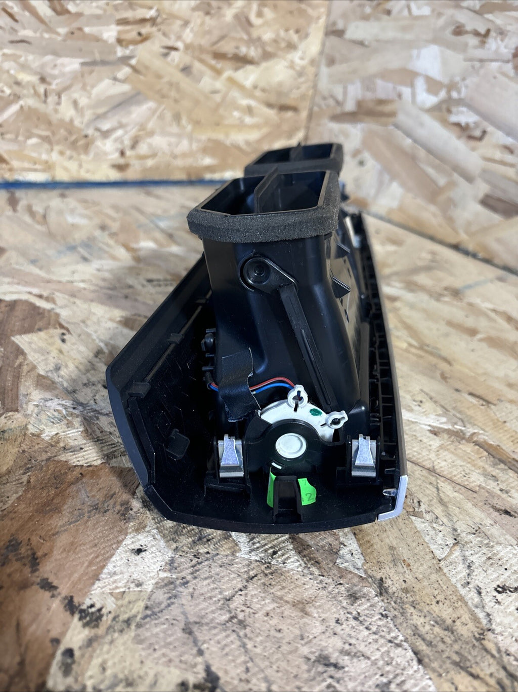 2011-2014 BMW X3 Engine Start Stop Center Dash Air Vents 9184743 OEM (For: 2013