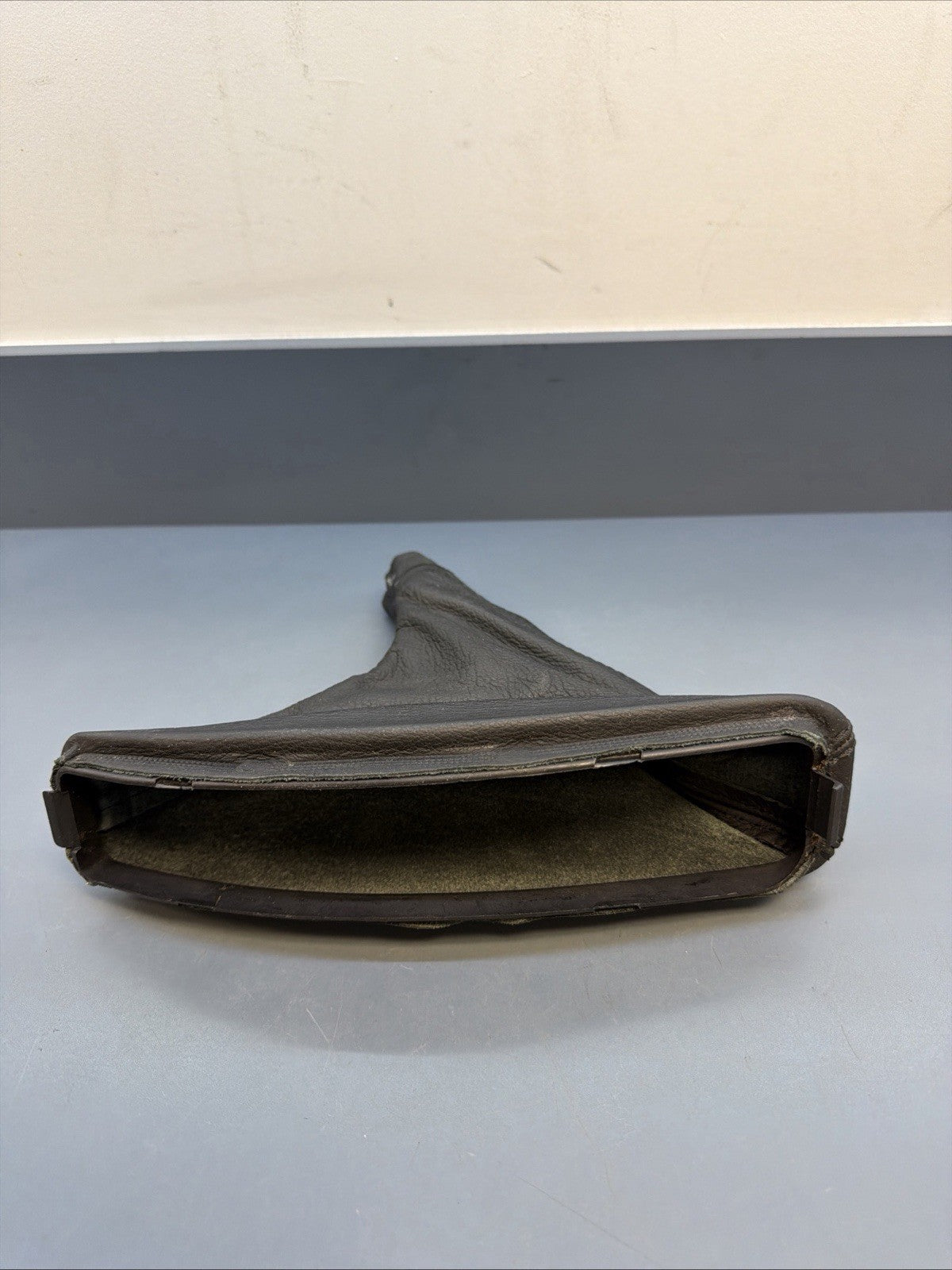 01-06 BMW E46 M3 EMERGENCY PARKING E BRAKE LEATHER BOOT