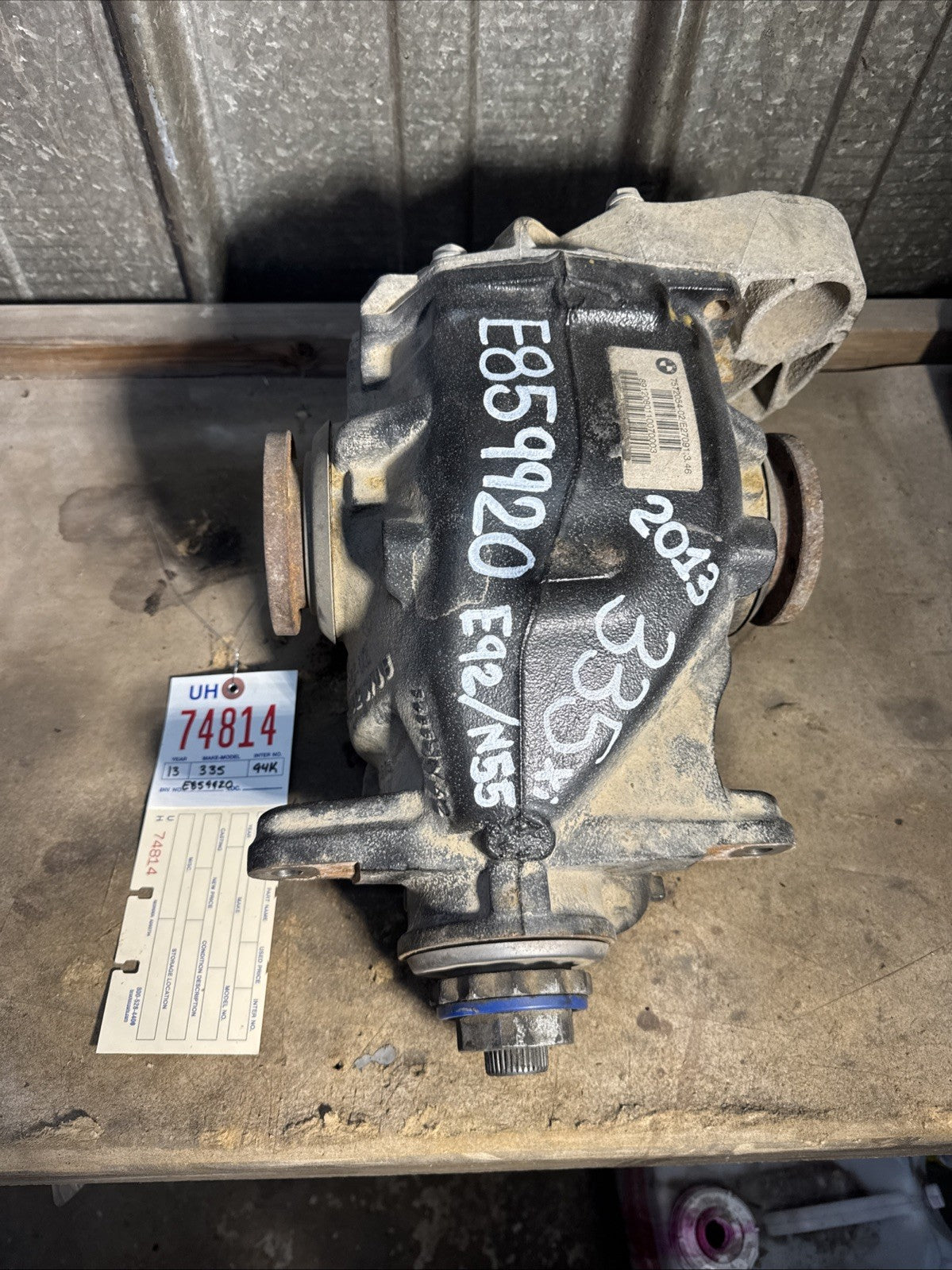 07-13 BMW E88 E90 E92 E93 135 335 Rear Axle Drive Differential Carrier 3.46