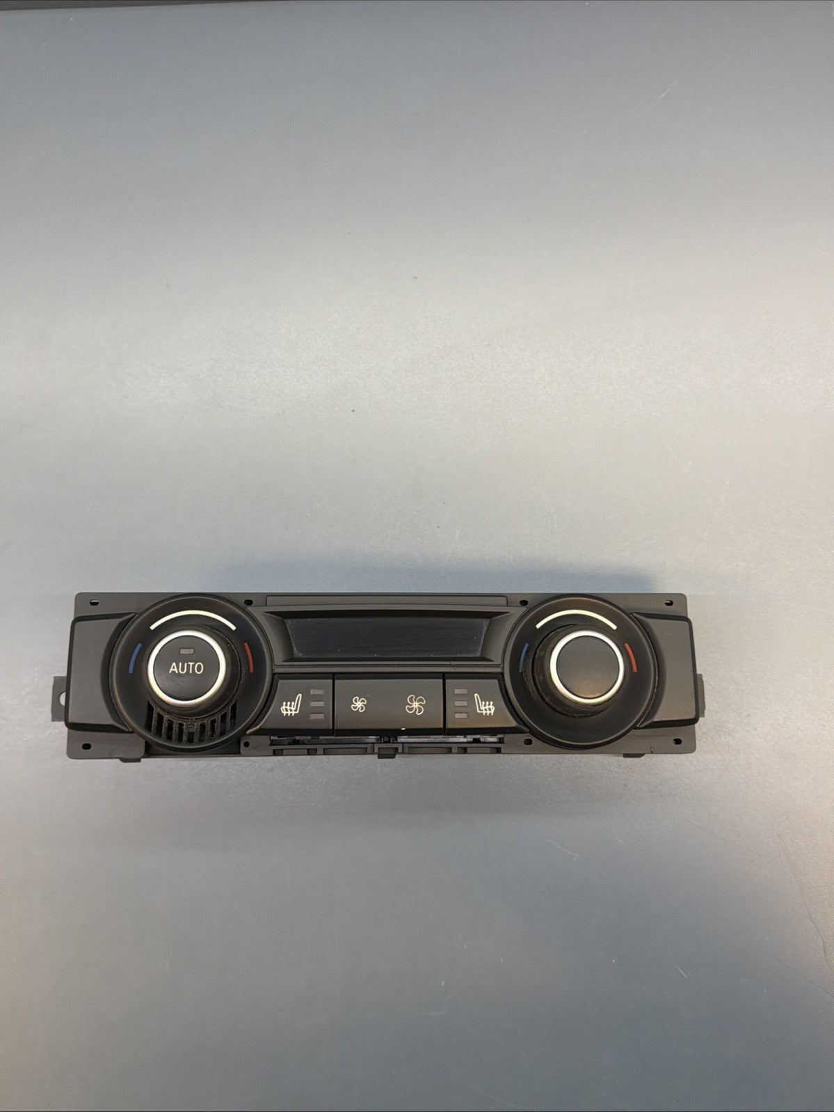 07-13 BMW E70 E71 X5 X6 Rear AC Climate Temperature Control Unit 9215515 OEM