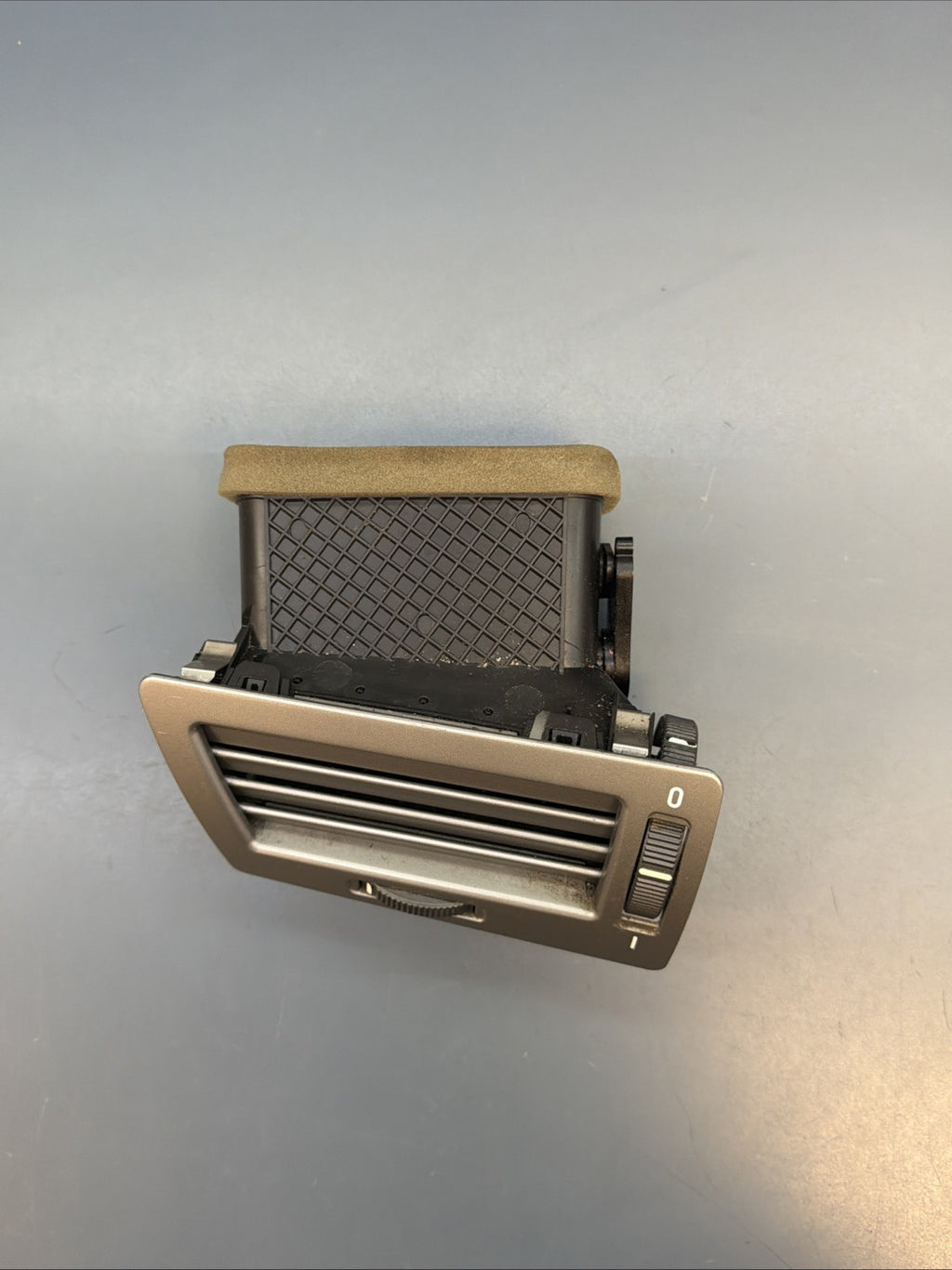 02-08 BMW E65 E66 LEFT DRIVER SIDE DASH AIR AC HEATER VENT ASSEMBLY 6943005 OEM