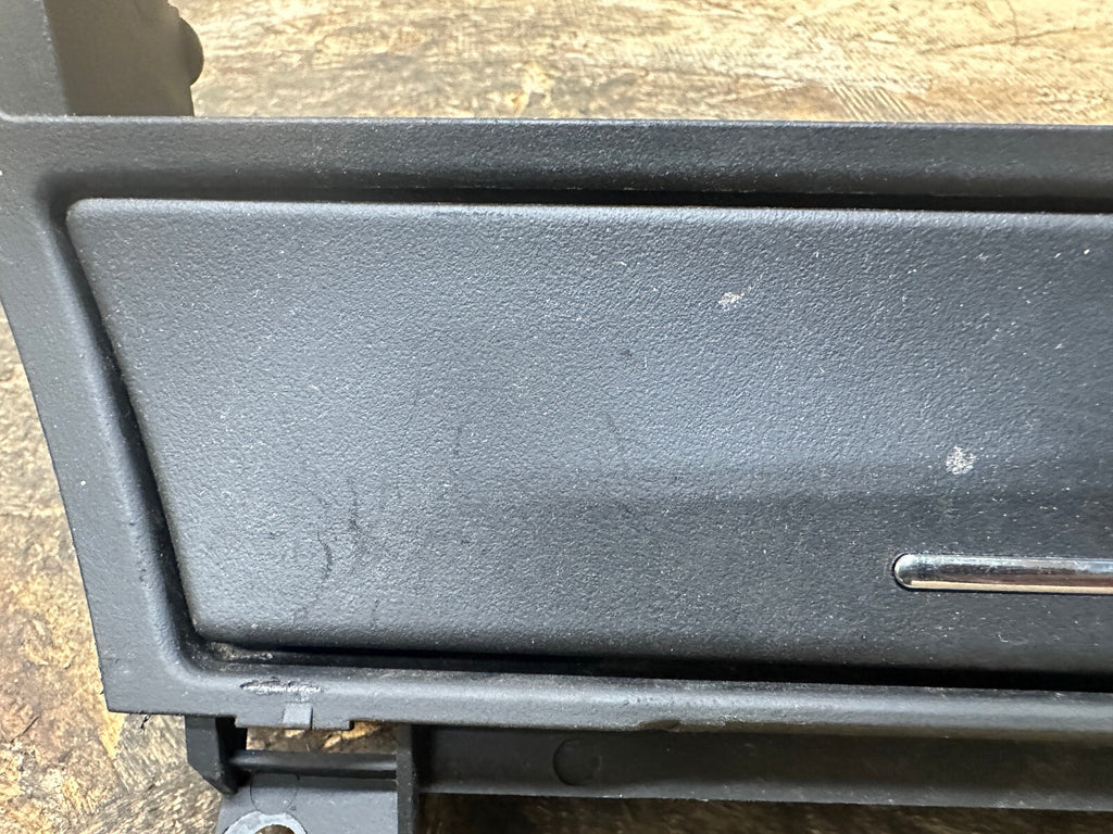 BMW 99-06 E46 3 SERIES BLACK CENTER STOREAGE TRIM+TRAY OEM 8268887+8268888
