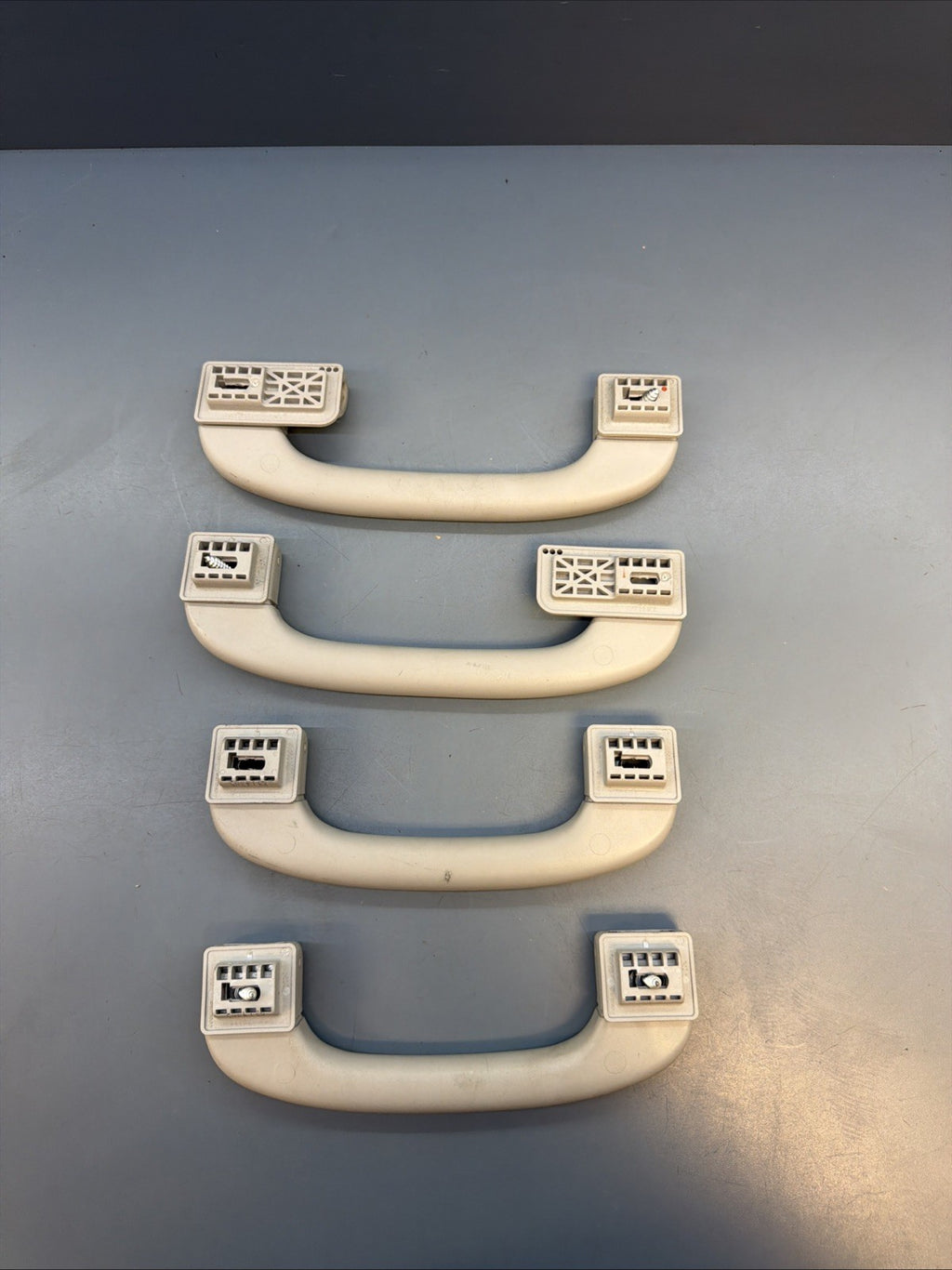06-11 BMW E90 328I 335I INTERIOR ROOF GRAB HANDLE 7033659 OEM SET OF 4 GRAY