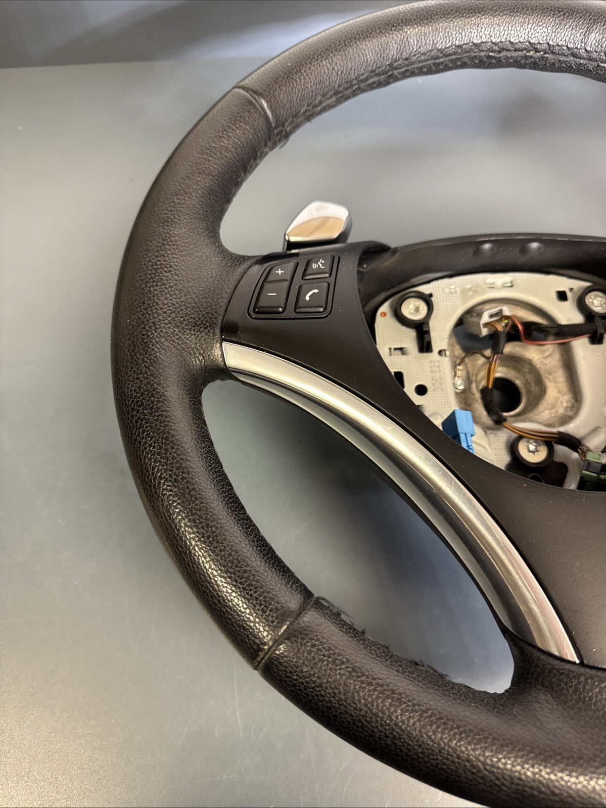 07-11 OEM BMW E82 E90 E92 E93 X1 328 335 Sport Leather Heated Wheel Black AT