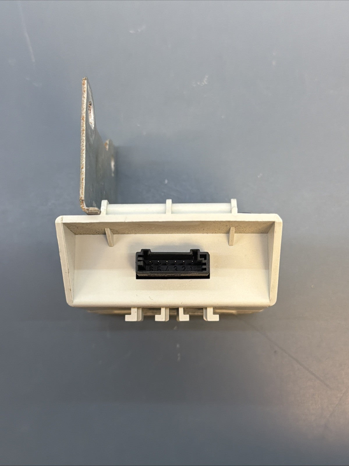 98-03 BMW 5 Series E39 525I OEM theft movement module computer 6923215