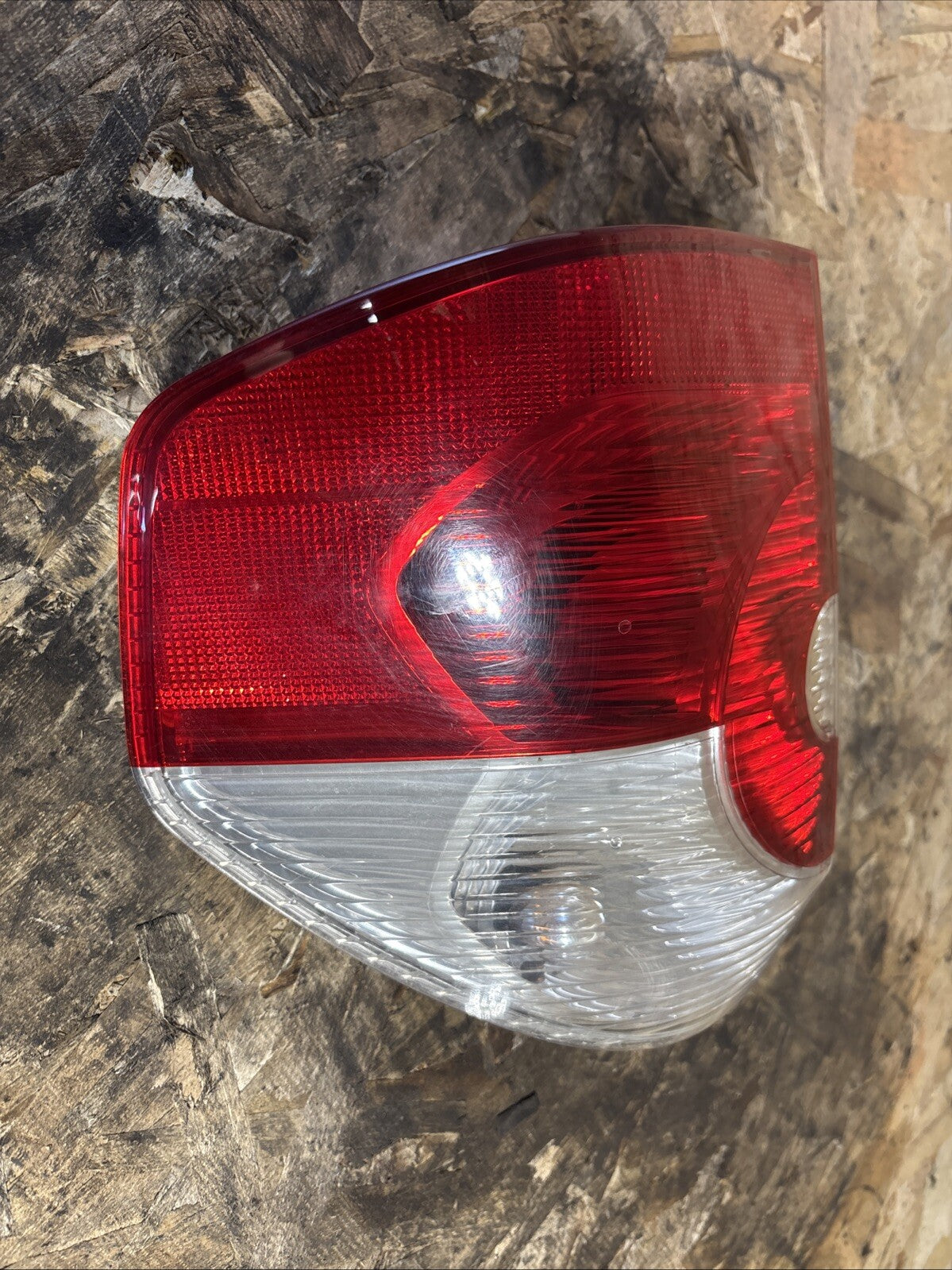 BMW X3 LIGHT OUTER REAR RIGHT DRIVER SIDE 3418440 E83 2003 - 2006