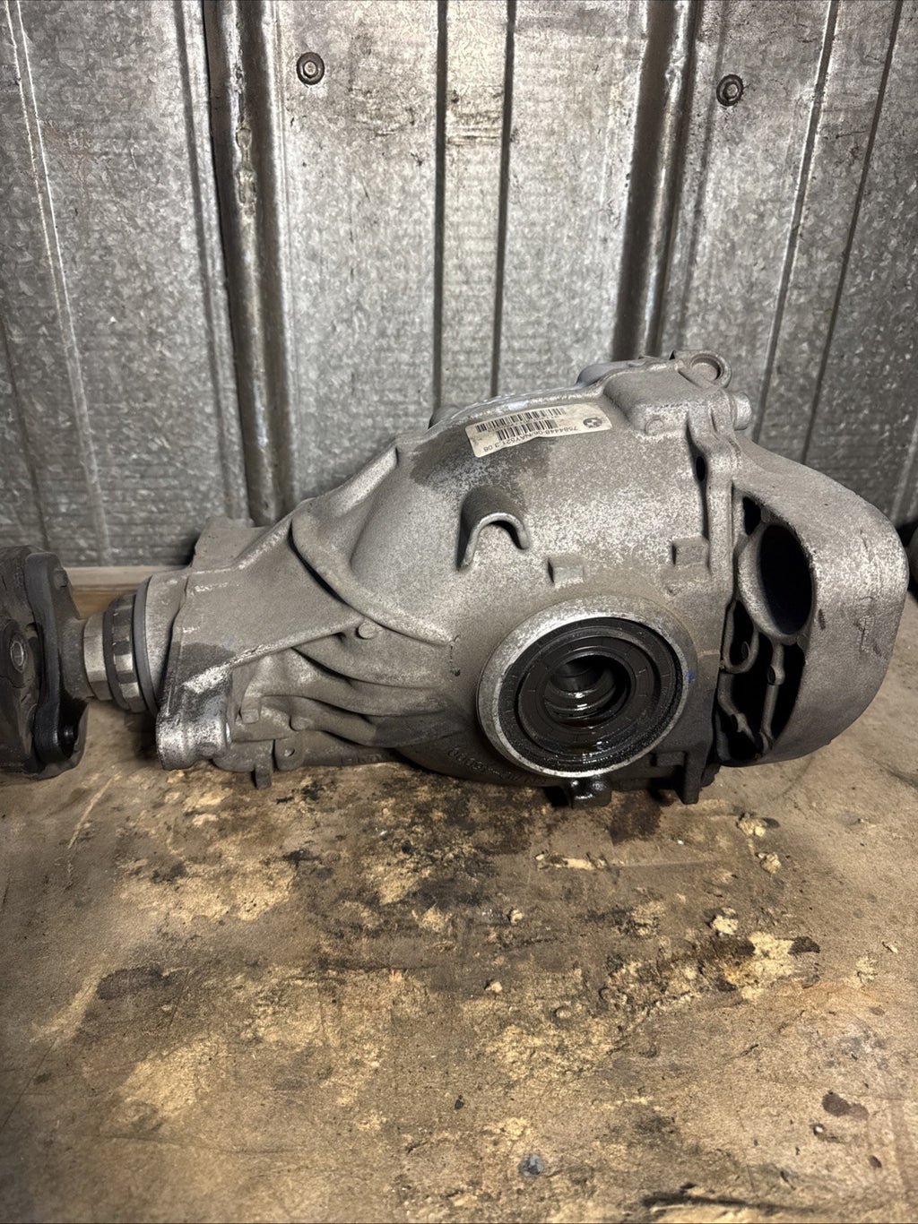 BMW REAR DIFFERENTIAL 5 SERIES F10 AUTOMATIC  FINAL DRIVE 3.08 7584448