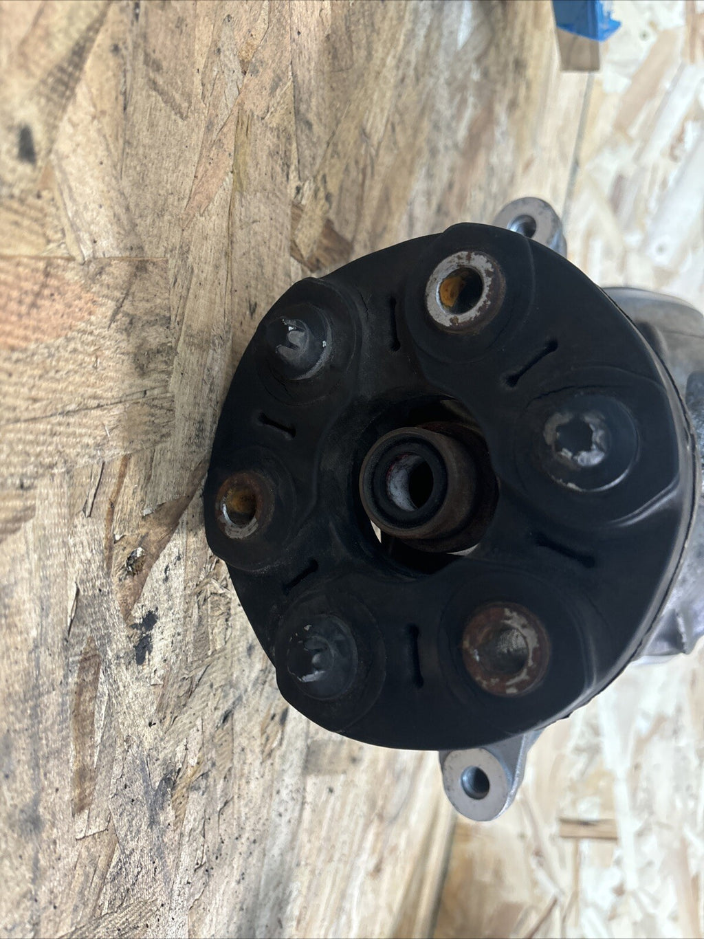 BMW F10 528 REAR DIFFERENTIAL 5 SERIES 3.23 FINAL DRIVE 7584444