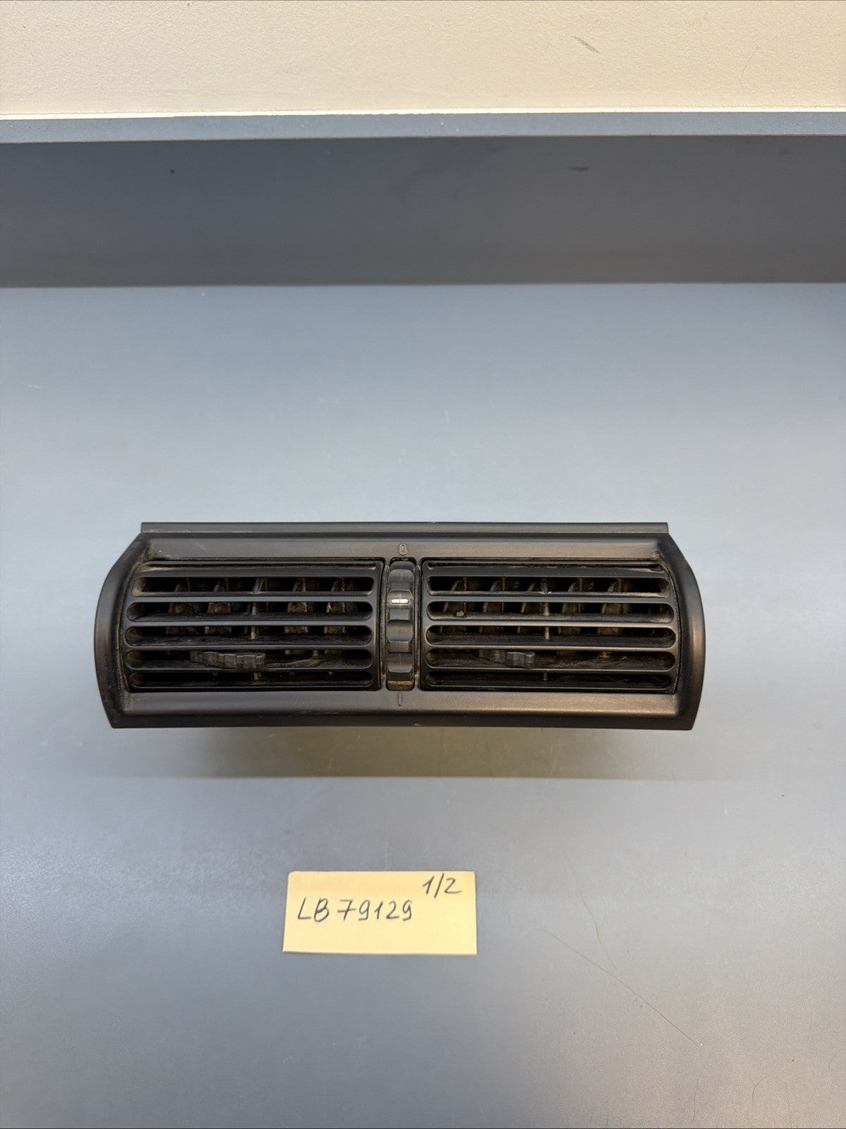 1996-2002 BMW Z3 E36 Center Dash Middle Dual Air Vent A/C Vents OEM 8397713