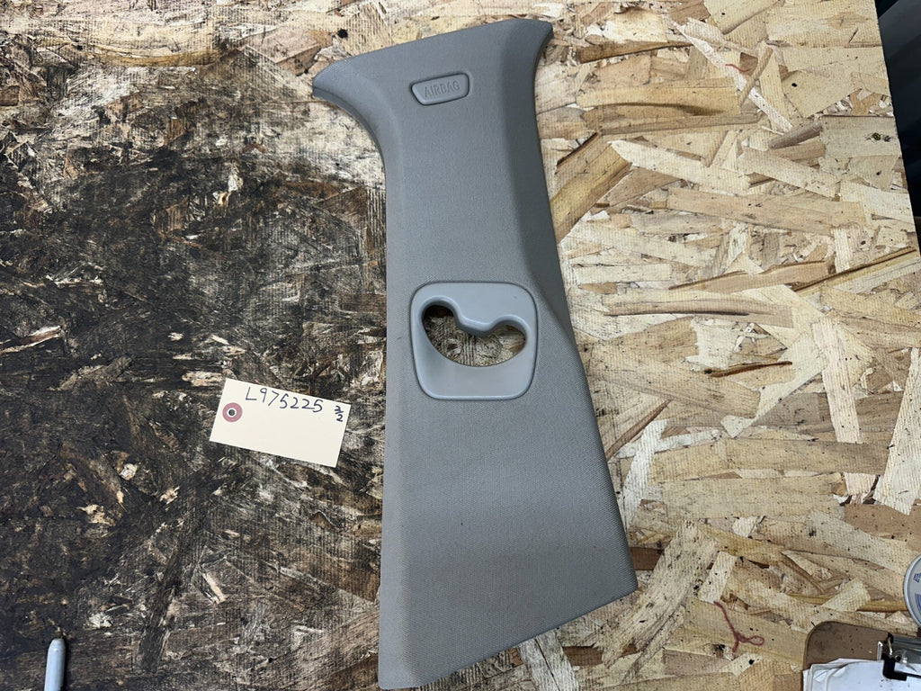 BMW 11-17 F25 X3 LEFT AND RIGHT B PILLAR GRAY TRIM PANEL SET OEM 9169305/306