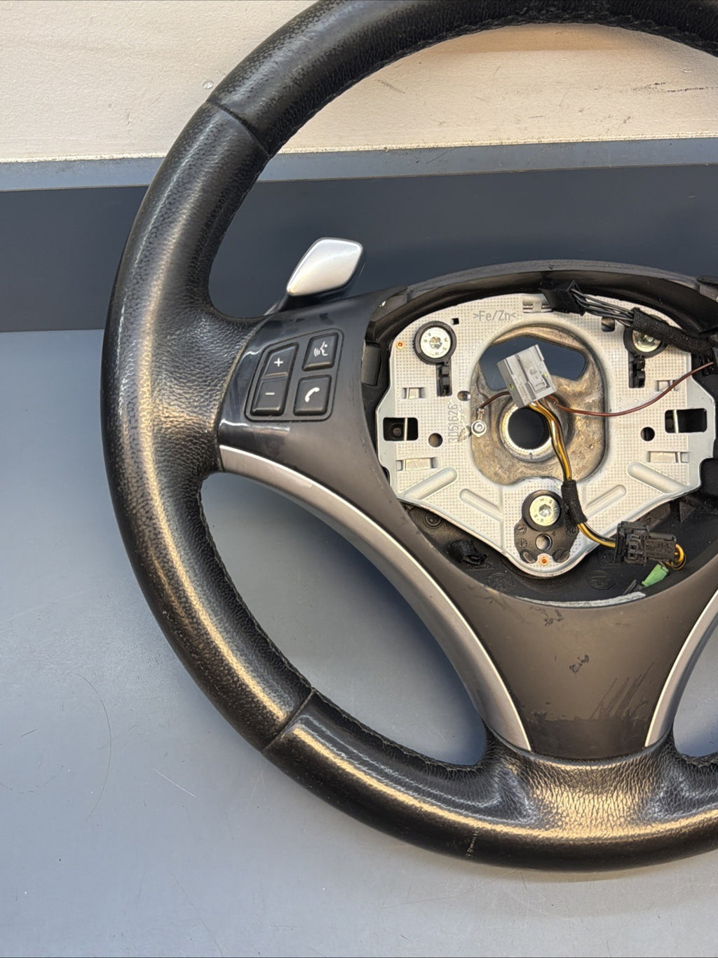 BMW E88 E90 E92 E93 M3 SPORTS STEERING WHEEL WITH PADDLE SHIFTER LEATHER 6774968