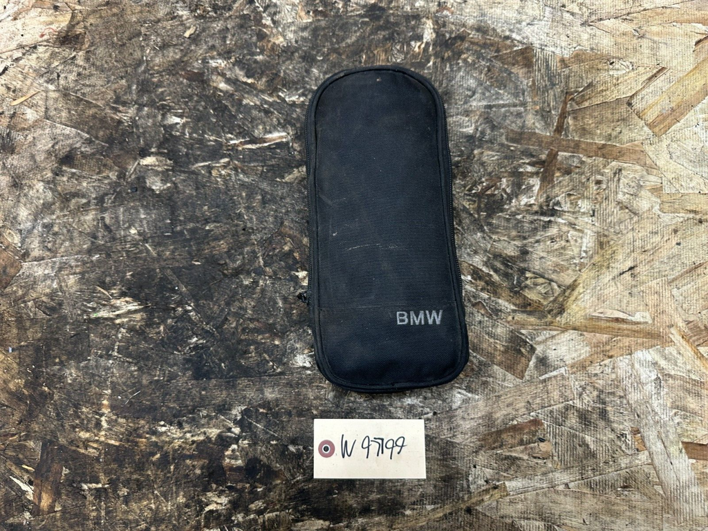BMW 1999-2005 E46 OIL CONTAINER BAG + FUNNELS OEM 2817518