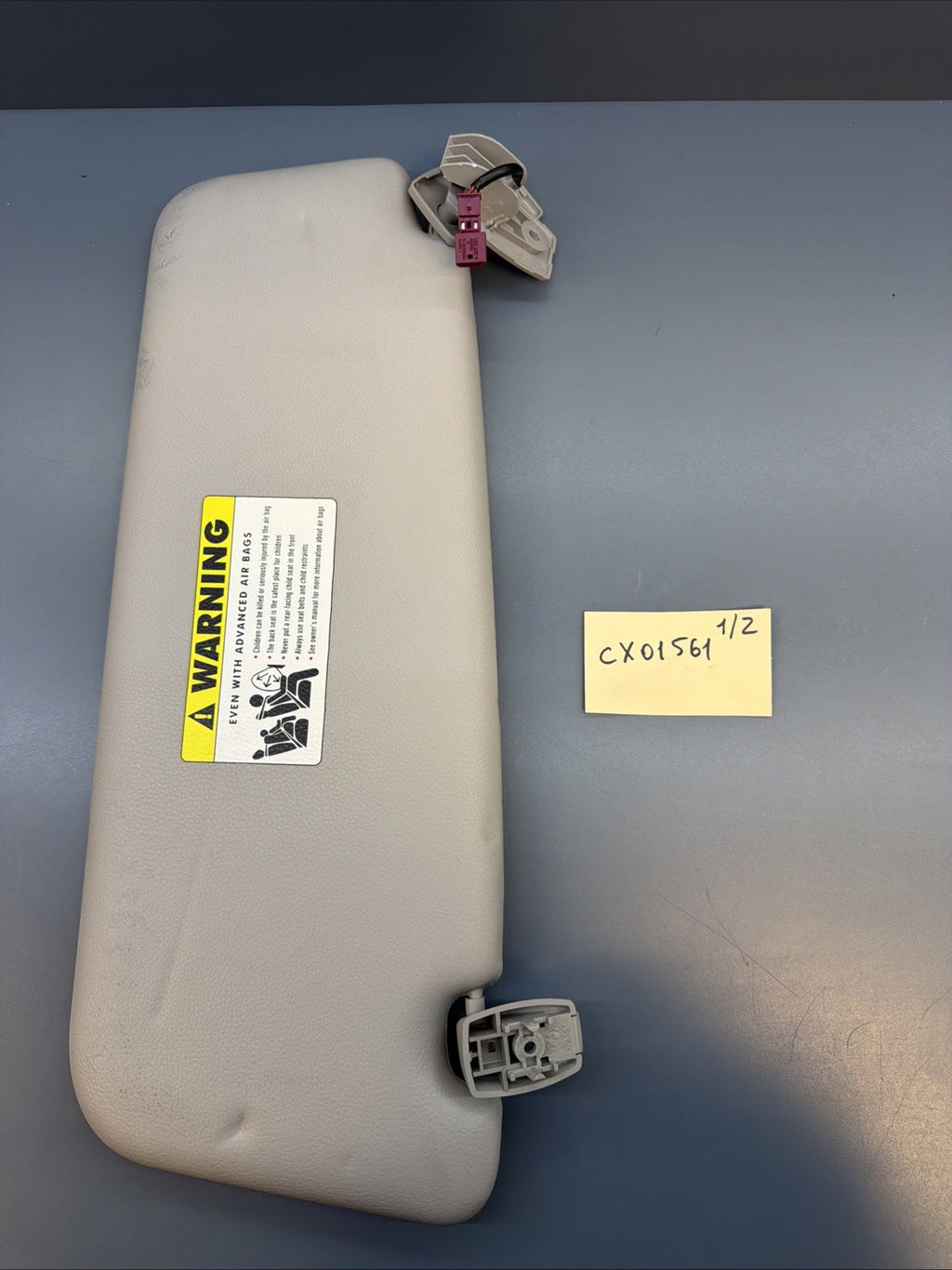 BMW E61 E92 E93 Sun Visor OEM  6905983 RIGHT PASSANGER