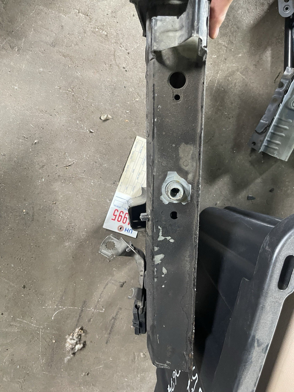07-11 BMW E82 E88 128 135 Front Right Frame Rail Apron SECTION OEM