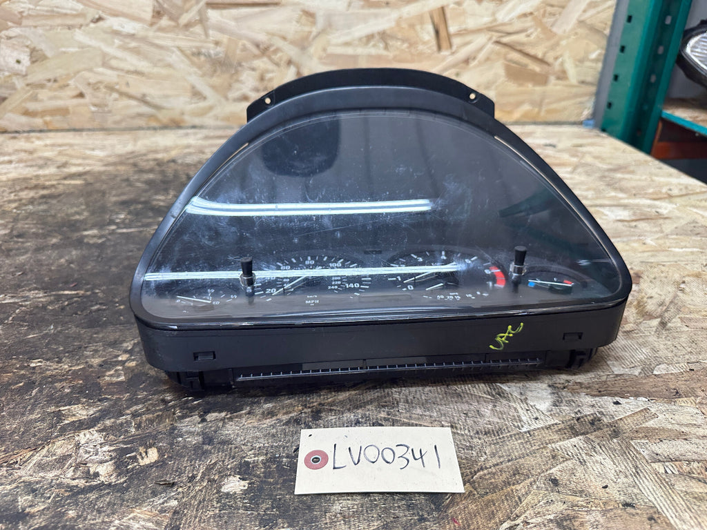 BMW 99-06 E53 X5 SPEEDOMETER INSTRUMENT GAUGE CLUSTER MPH OEM 6923054