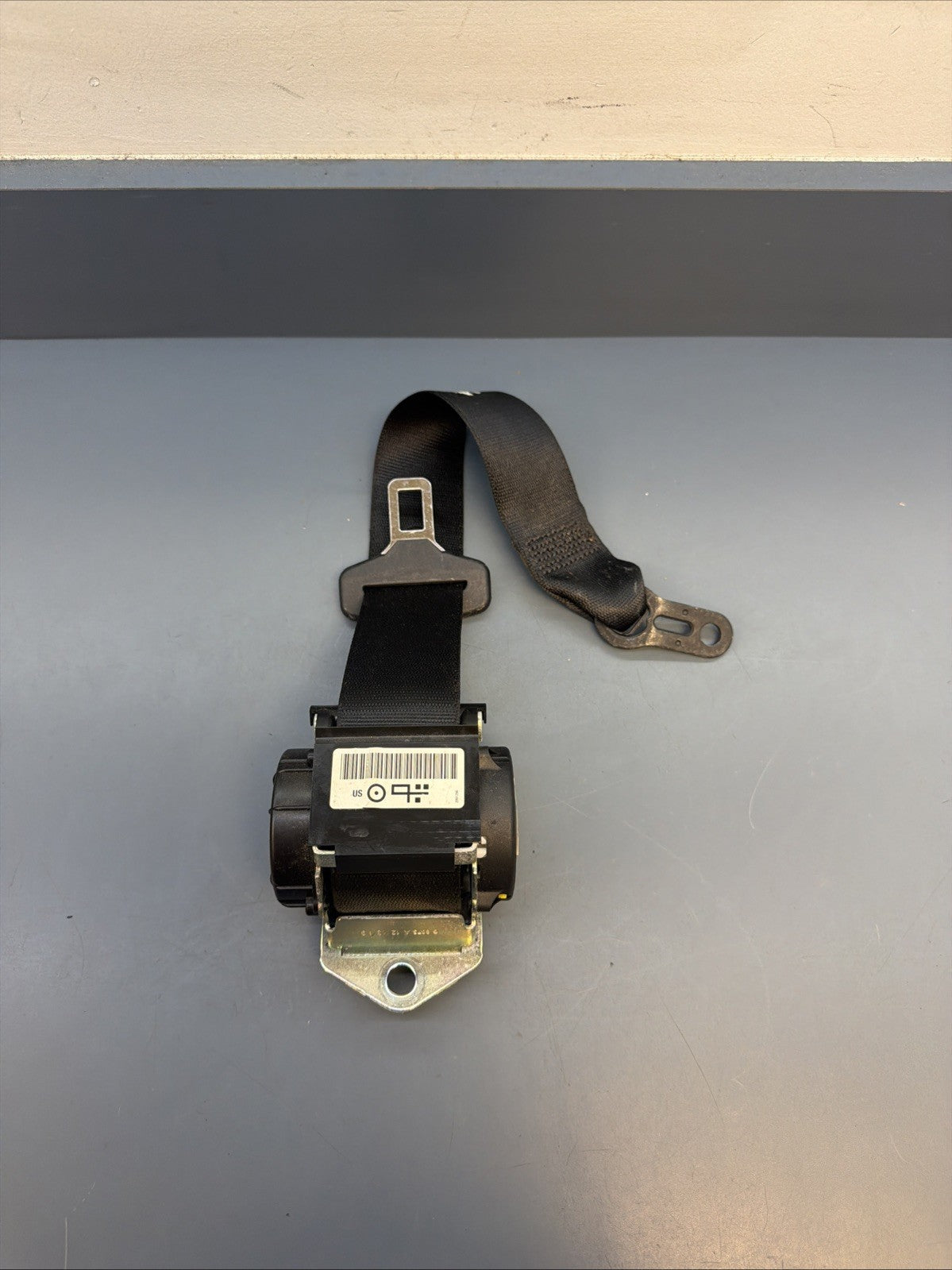 OEM Rear Right Or Left Seatbelt FOR 2012 2013 2014 2015 BMW X1 E84 608201000D