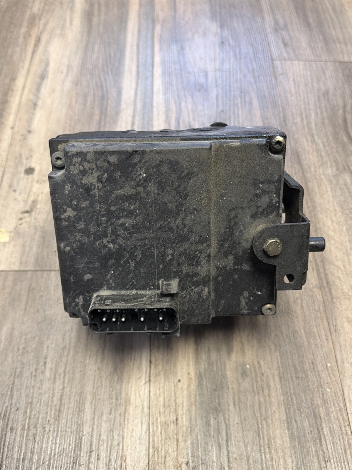 BMW 1996-2000 E39 5 SERIES ANTI LOCK BRAKE PUMP+CONTROL MODULE OEM 1090910