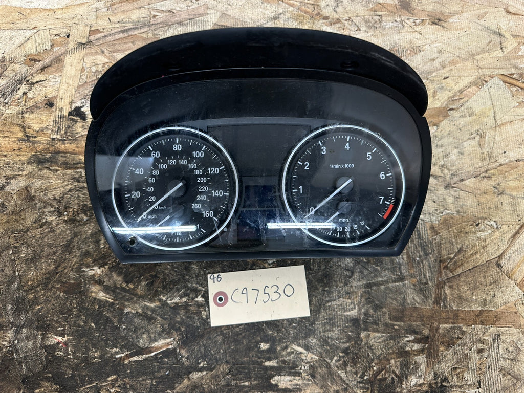 BMW 2006-2012 E90 3 SERIES INSTRUMENT GAUGE CLUSTER SPEEDOMETER MPH 9187365