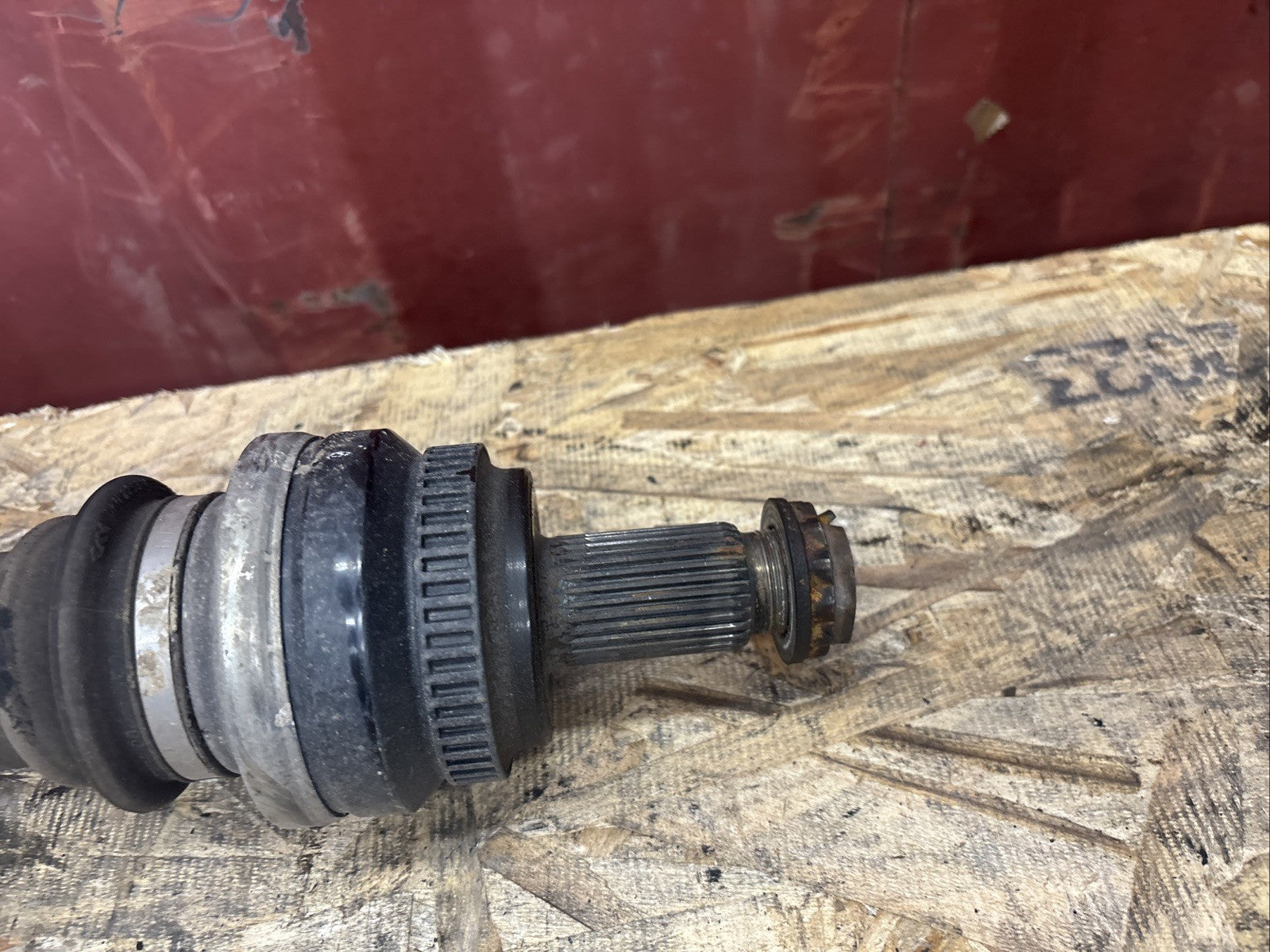 BMW OEM CV AXLE REAR LEFT  3 SERIES X3 E83 USED 2006-2010 3320 7572419