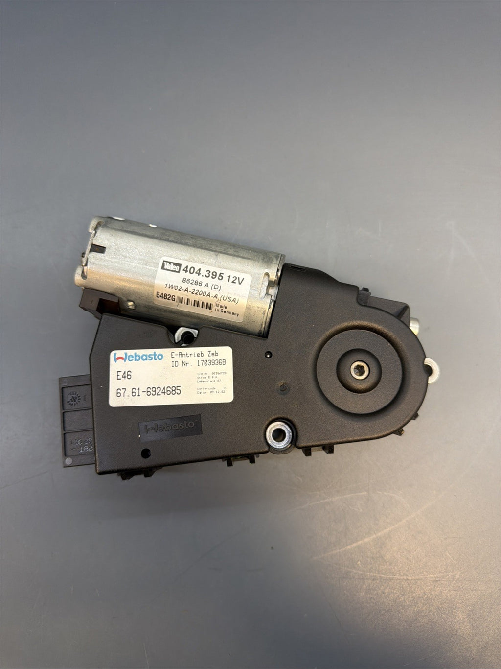 99-06 BMW E46 325 330 SUN ROOF SUNROOF MOTOR ACTUATOR OEM 6924685