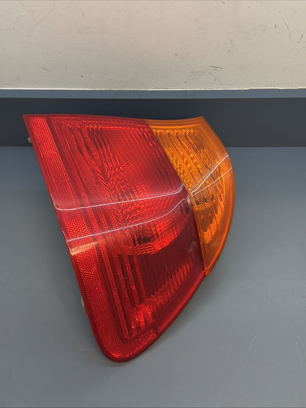 1999 2000 BMW 323I 328I OEM PASSENGER RIGHT SIDE TAILLIGHT 8364922