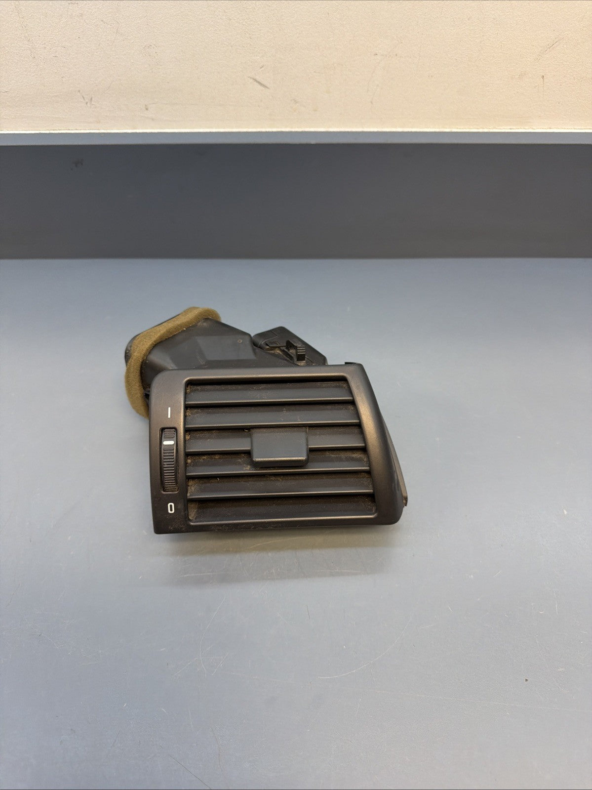 01-06 BMW E46 325 328 330 M3 RIGHT PASSENGER DASH AC AIR VENT GRILL OEM 8361898