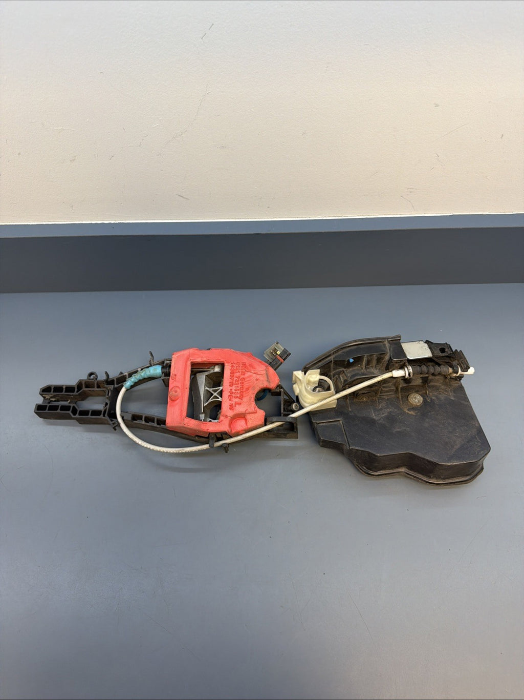 12-18 BMW 320i 328i F30 Rear Left Driver Side Exterior Door Lock Latch 7229455