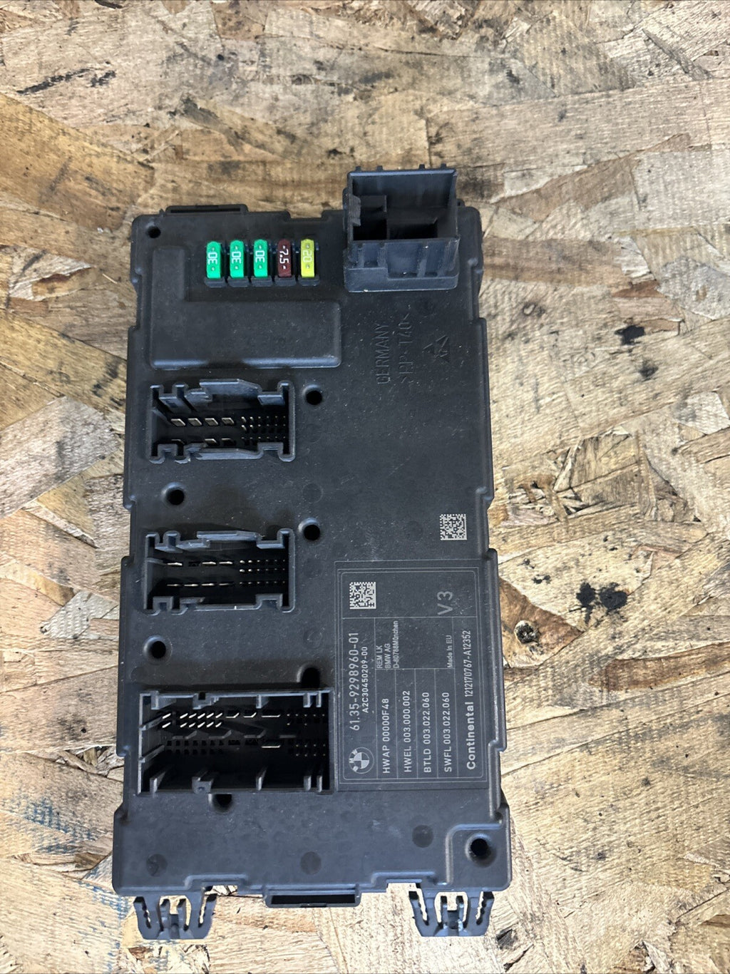 12-17 BMW 320i 328i F30 Electronic Body Control Module BCM OEM 9298960-01