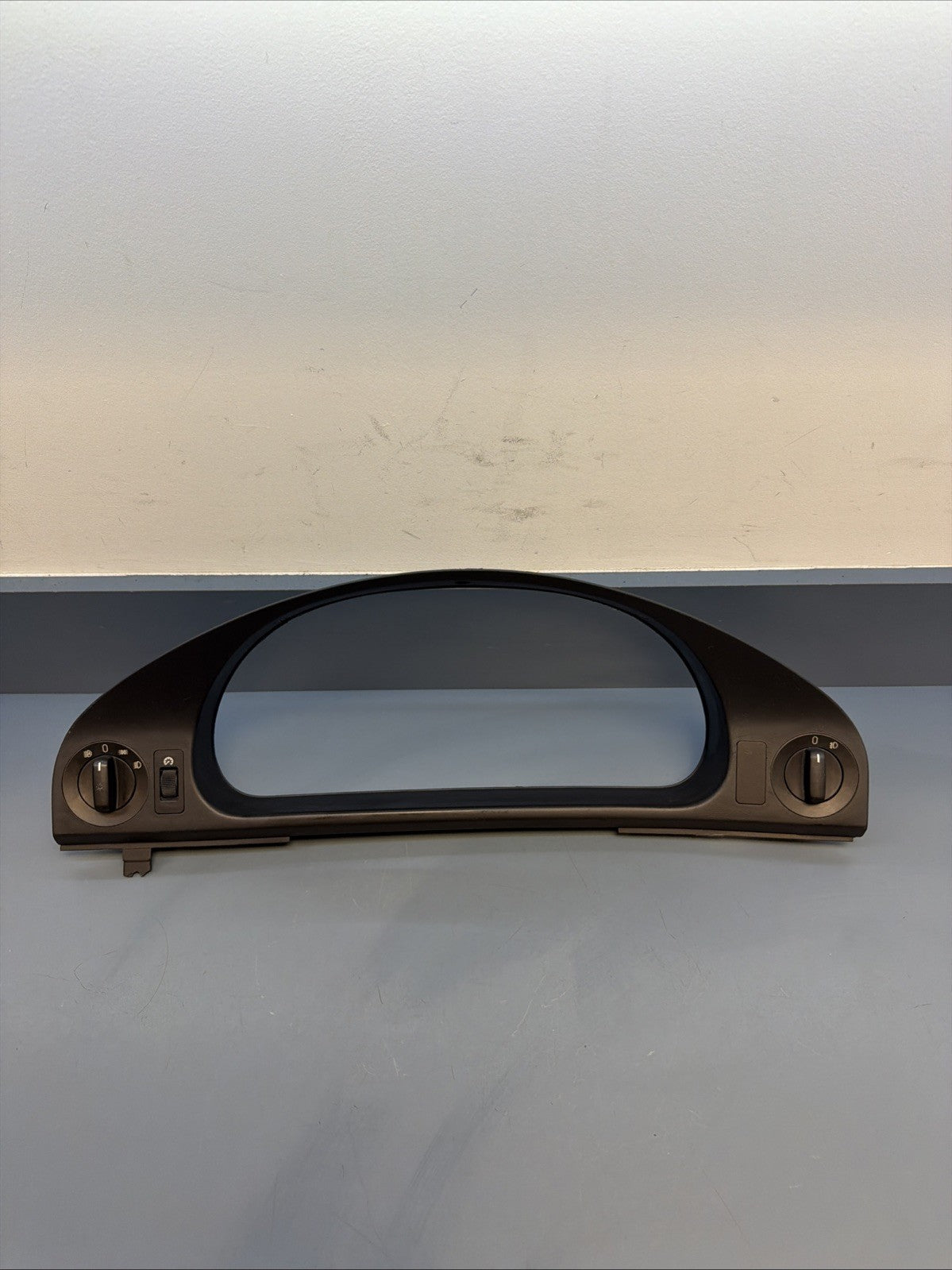 97-03 BMW E39 5 SEREIS Speedometer Cluster Trim Bezel w/ Switches Black 8159735
