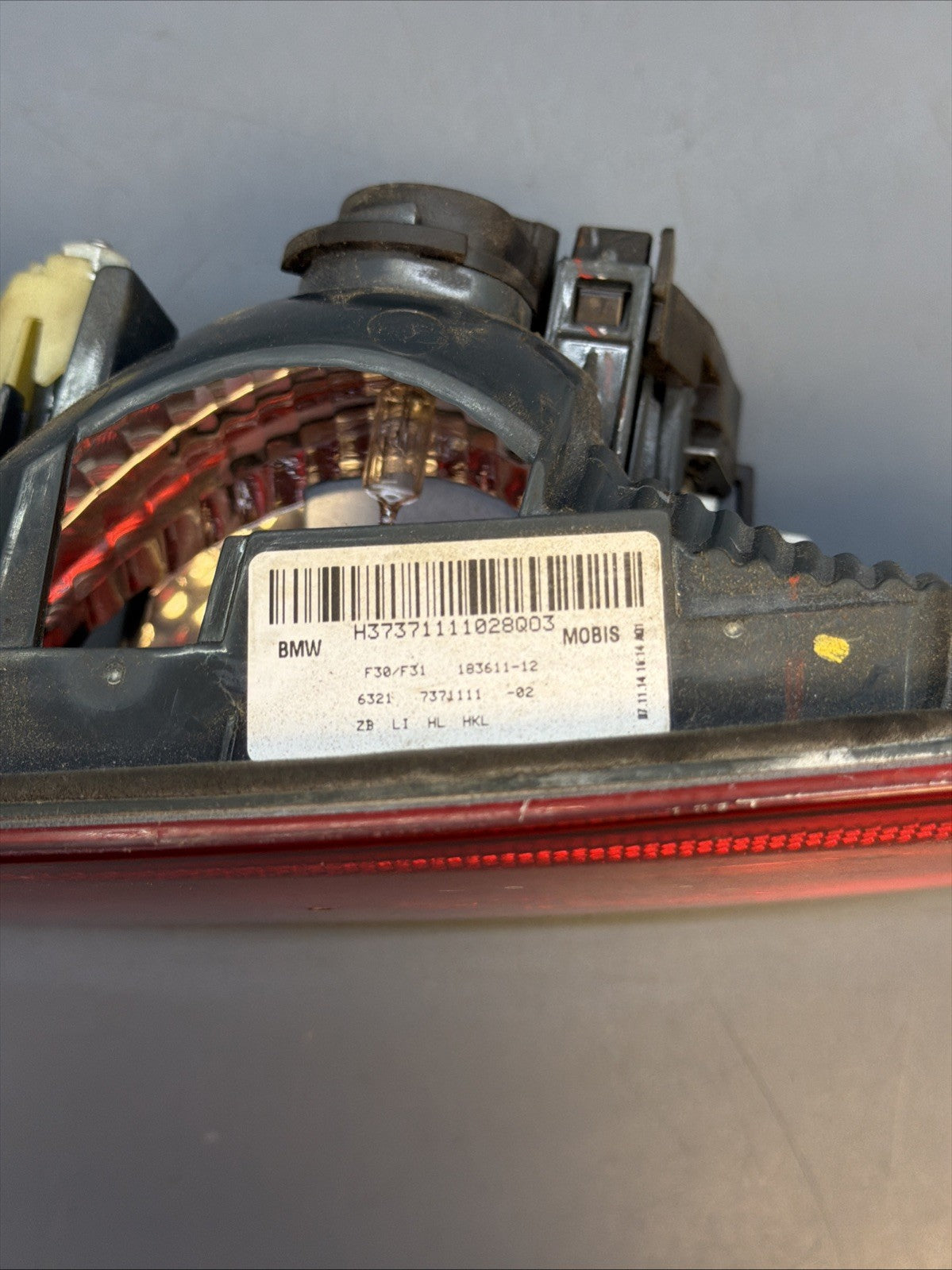 12-15 BMW 328i F30 F31 REAR LEFT DRIVER TRUNK TAILGATE LIGHT OEM 7371111