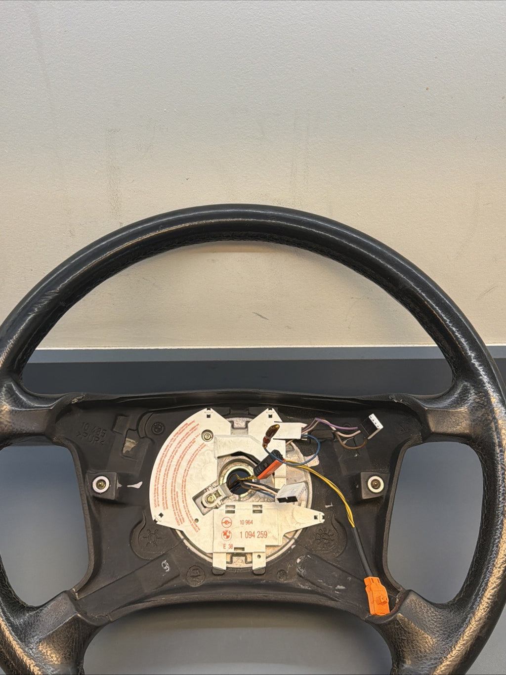 95-03 Bmw E38 740 750 540 Left Driver Leather Steering Wheel Black Trim 1094259
