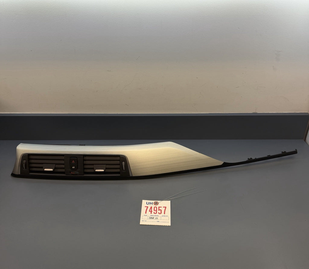 BMW F30 F31 F32 F33 F36 Center Dash Trim w/ Dual Air Vent OEM 9347436