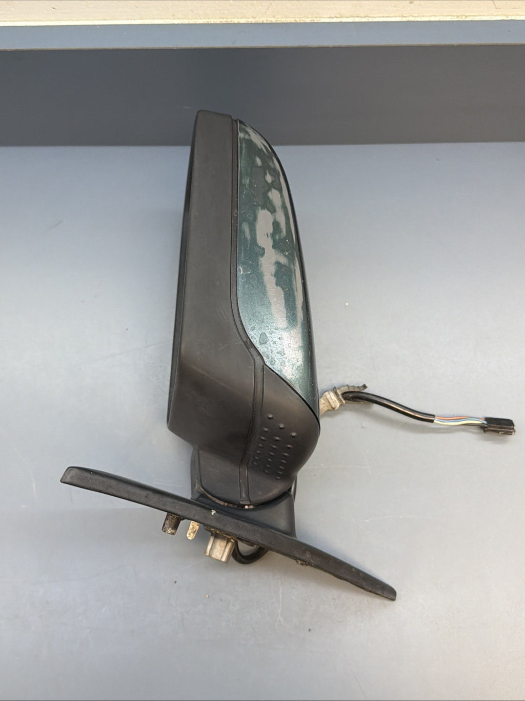 BMW 1995 E34 530i   Left Driver side  Door Mirror 0117351  GREEN