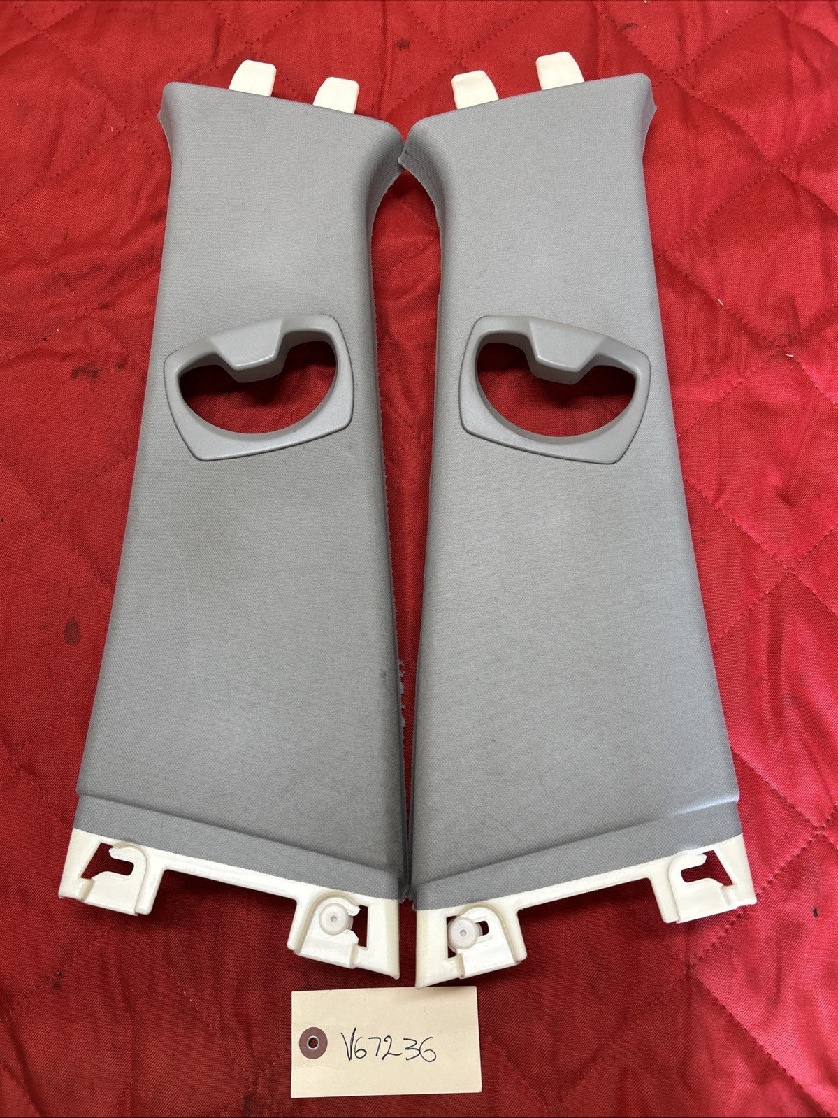 D 06-12 BMW E90 E91 328i UPPER B PILLAR TRIM LEFT & RIGHT 7058335 7058336