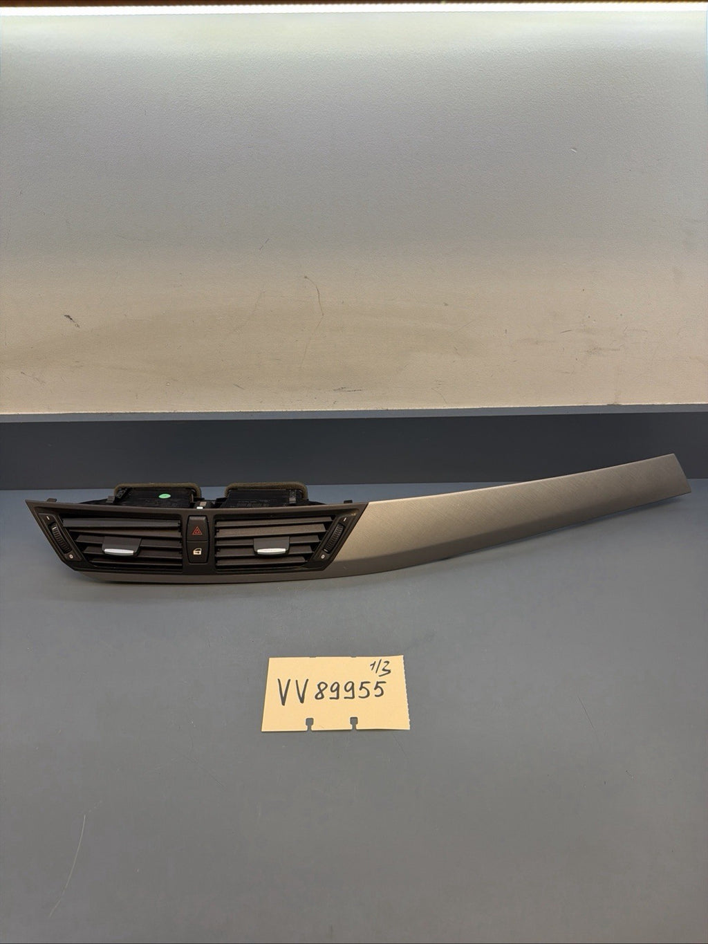 12-15 BMW X1 E84 DASHBOARD PANEL & AIR VENT GRILLE TRIM SILVER 9258354 8049413