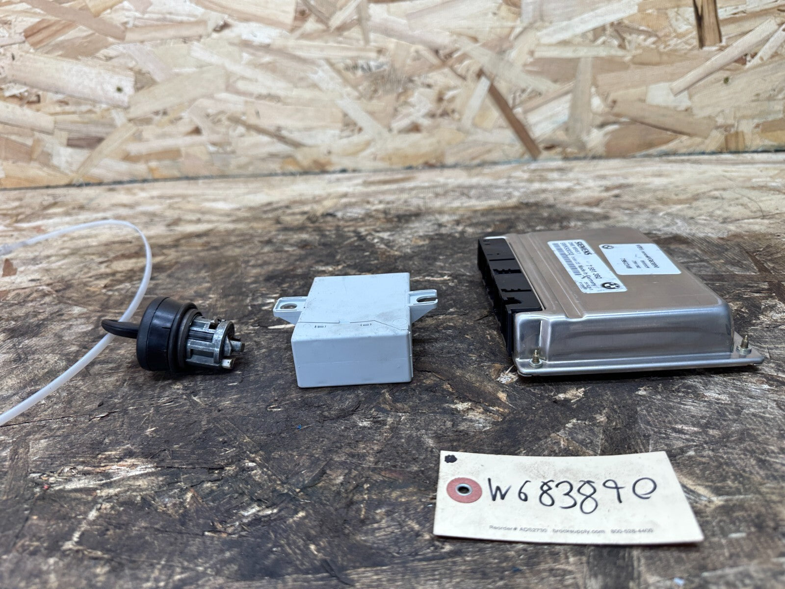 BMW 2003-2006 E83 ECU+CAS(IMMOBILIZER)+KEY VIN MATCHED SET OEM 6988104+7561382