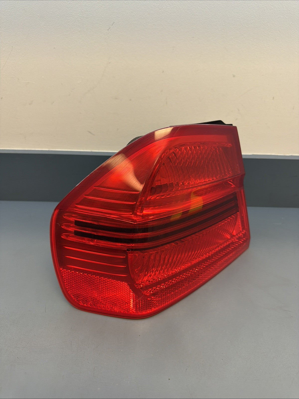 06-08 BMW E90 325i 330i 328i 335i Sedan Left Rear Tail Light Lamp 7161955 PRELCI