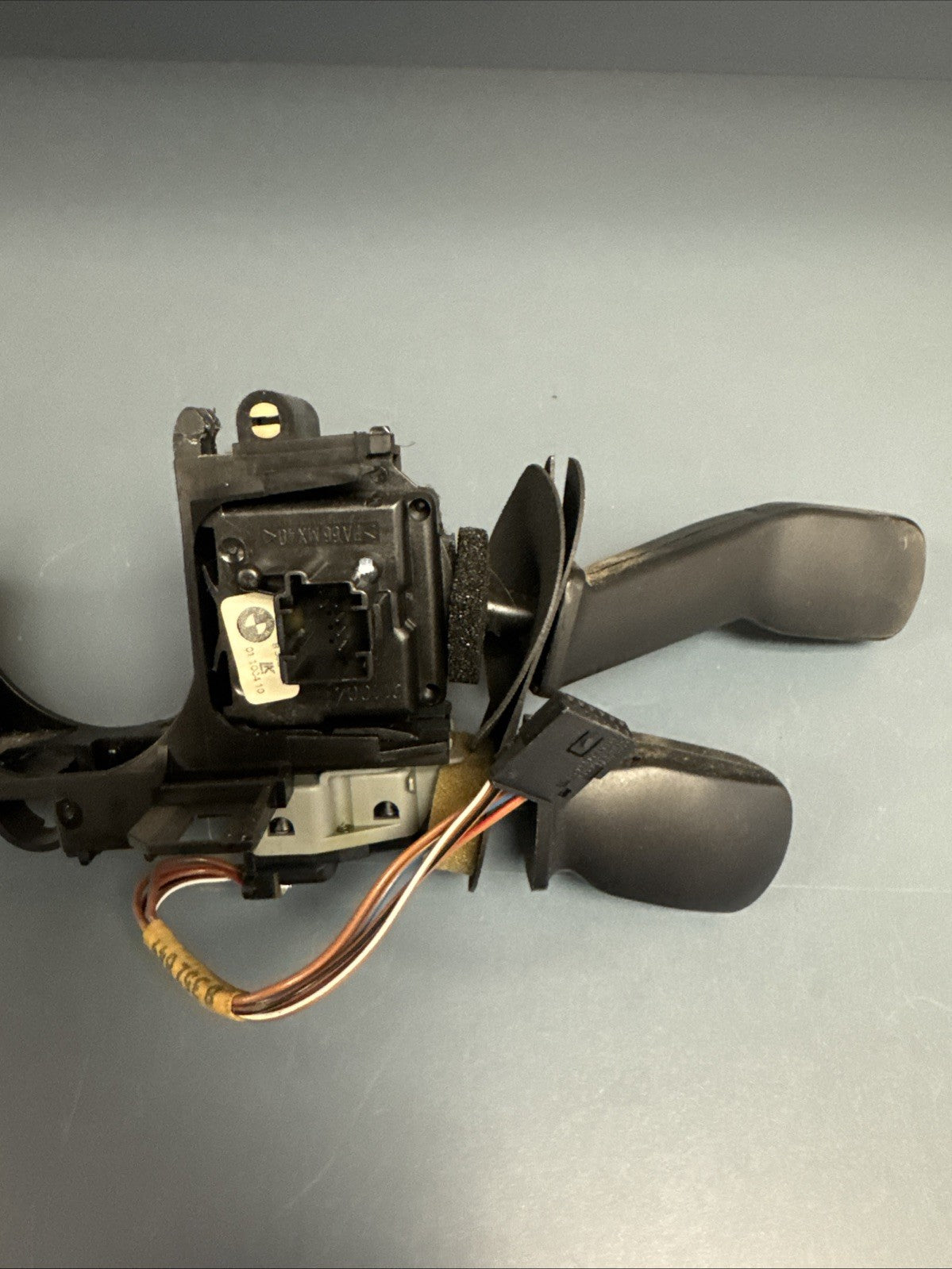 1997-2000 BMW 528I TURNSIGNAL WINDSHIELD WIPER CRUISE CONTROL SWITCH OEM 8352013