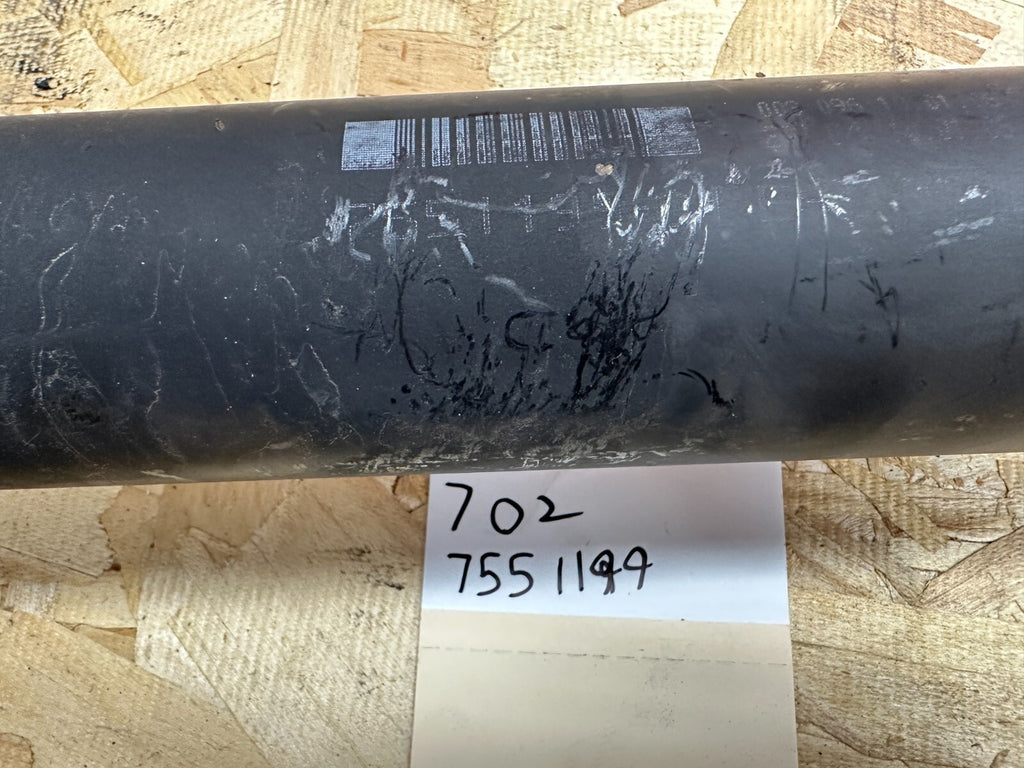 OEM BMW REAR DRIVESHAFT FITS AUTOMATIC 06-13 E90 E91 E92 E93 325 328 7551199