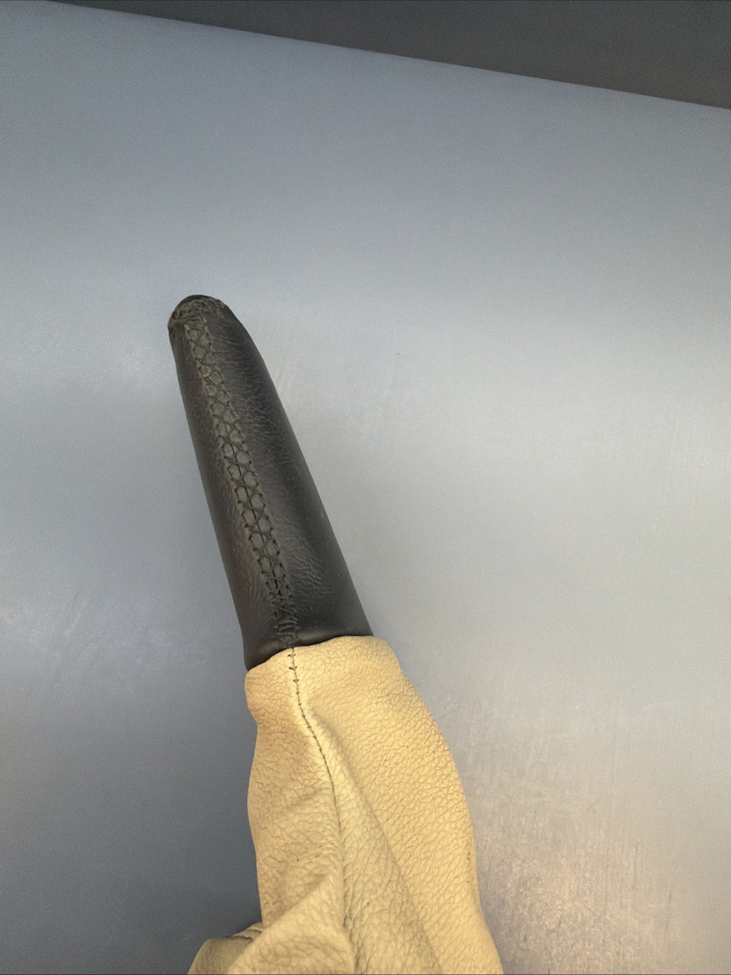 06-13 BMW E90 328i EMERGENCY BRAKE HANDLE BOOT COVER LEATHER OEM 7137535