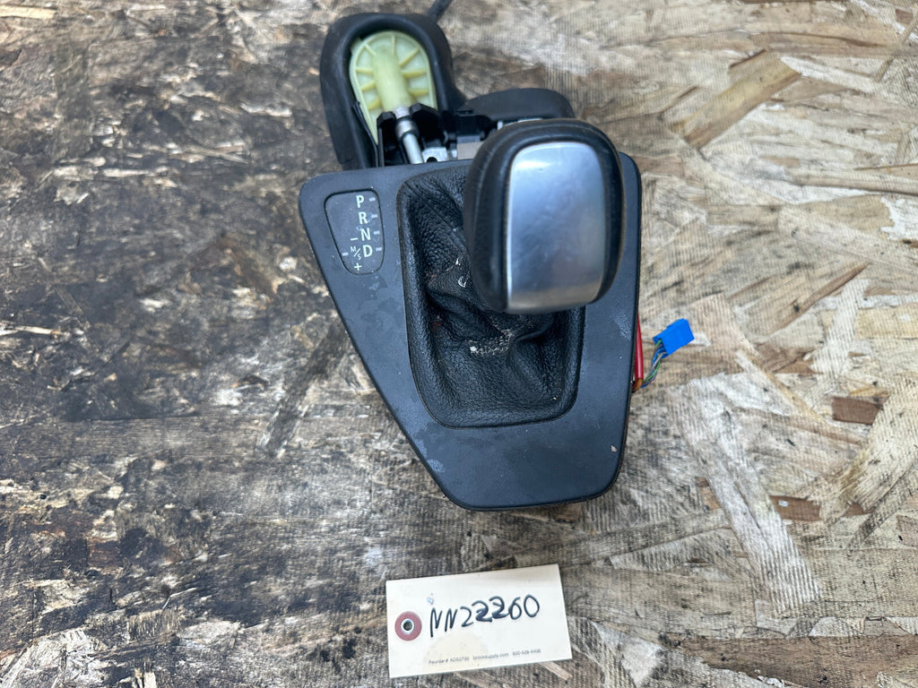 BMW 2006-2013 E90 AUTOMATIC TRANSMISSION GEAR SELECTOR/SHIFTER OEM 7603763