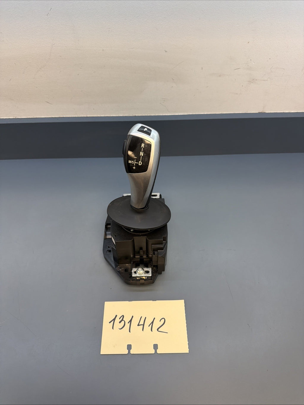 2008-2010 BMW 528i 535i 550i Automatic Shifter Floor Shift Selector OEM 9174981