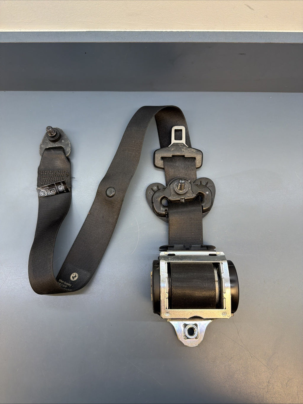 04-10 BMW E60 535i Front Right Passenger Seat Belt Retractor 603404600 OEM