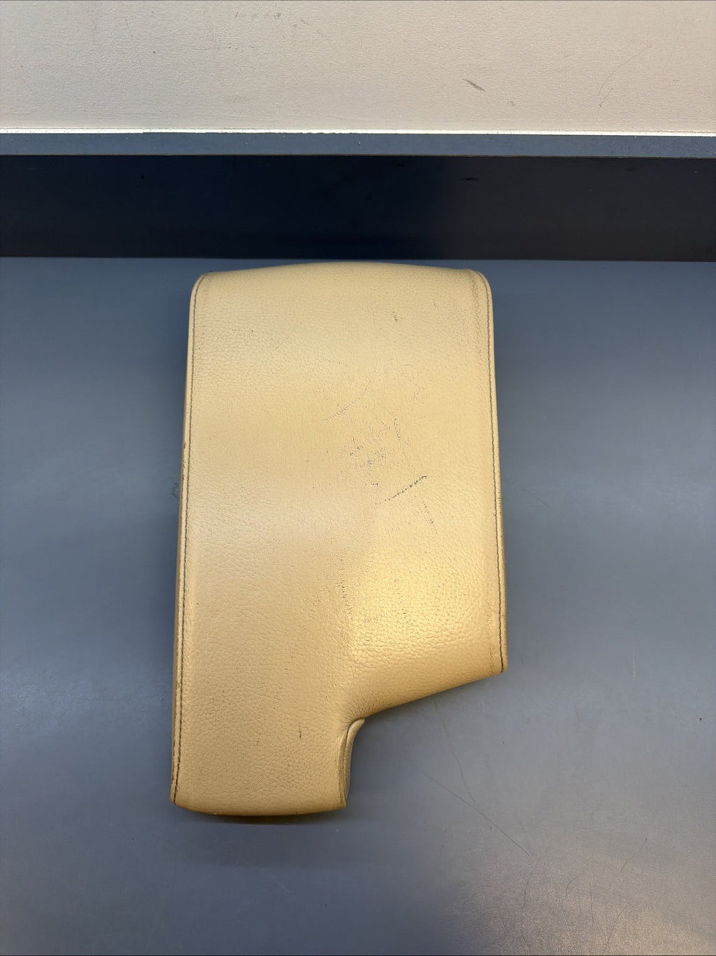 2006-2012 BMW E90 3-Series E91 4door Front Center Console Armrest Beige OEM