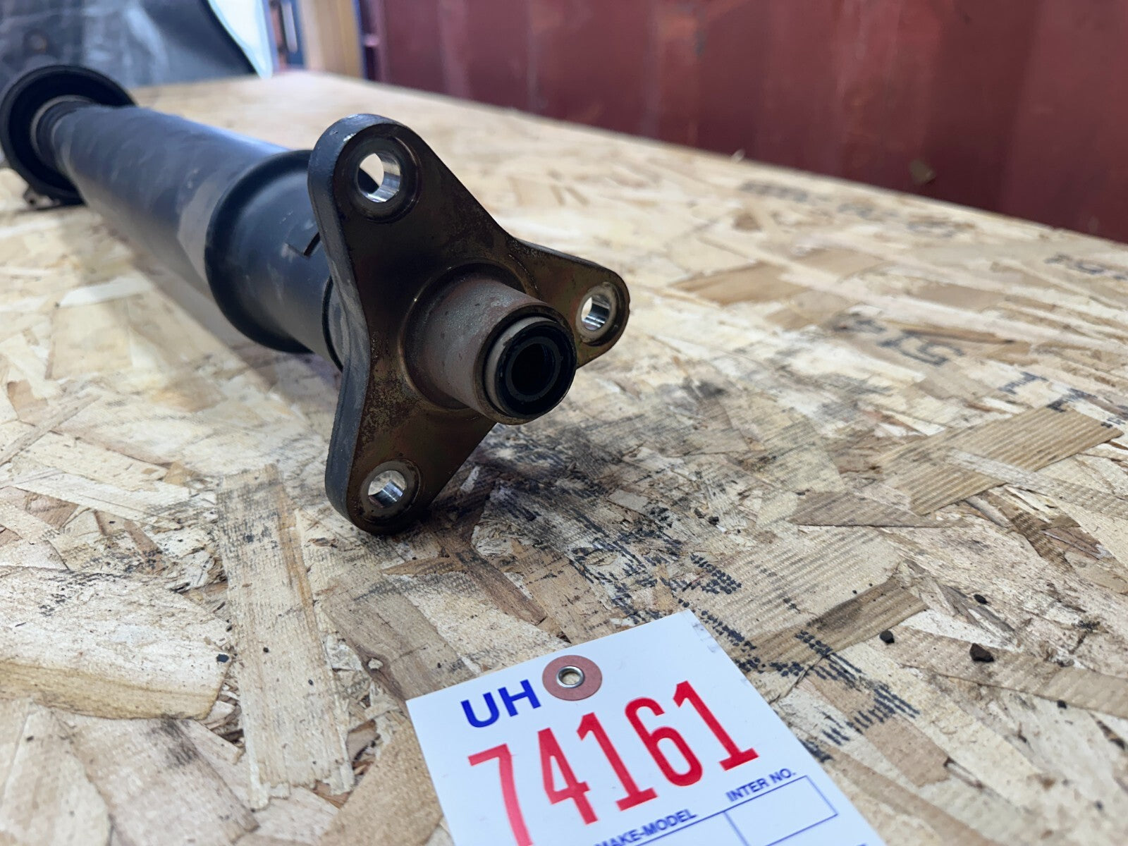 OEM BMW REAR AWD DRIVESHAFT FITS AUTO 09-18 F10 F06 530 535 550 640 650 7589684