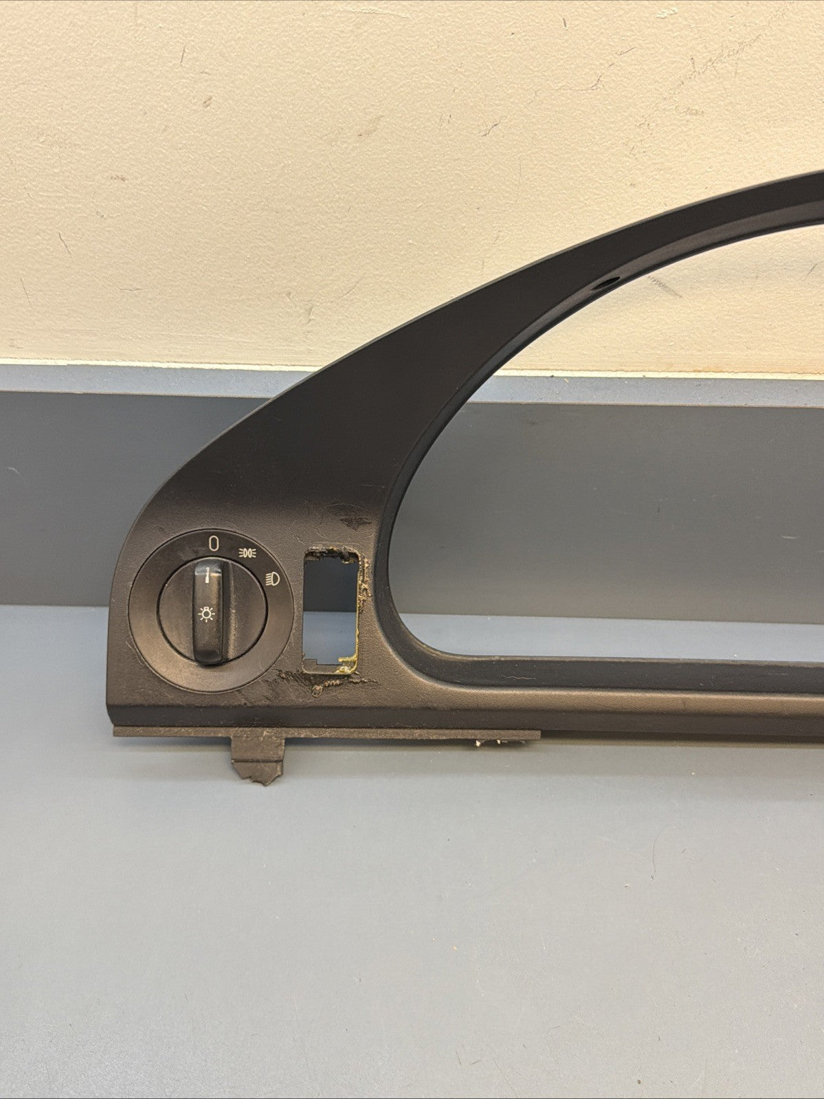97-03 BMW E39 5 SEREIS Speedometer Cluster Trim Bezel w/ Switches Black 8159735