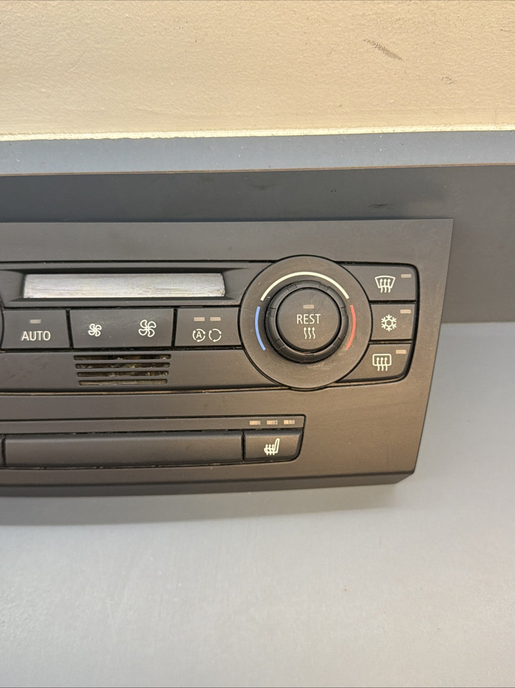 2006 - 2011 BMW 330I AC Climate Control Heater Temperature Switch 6958536 OEM