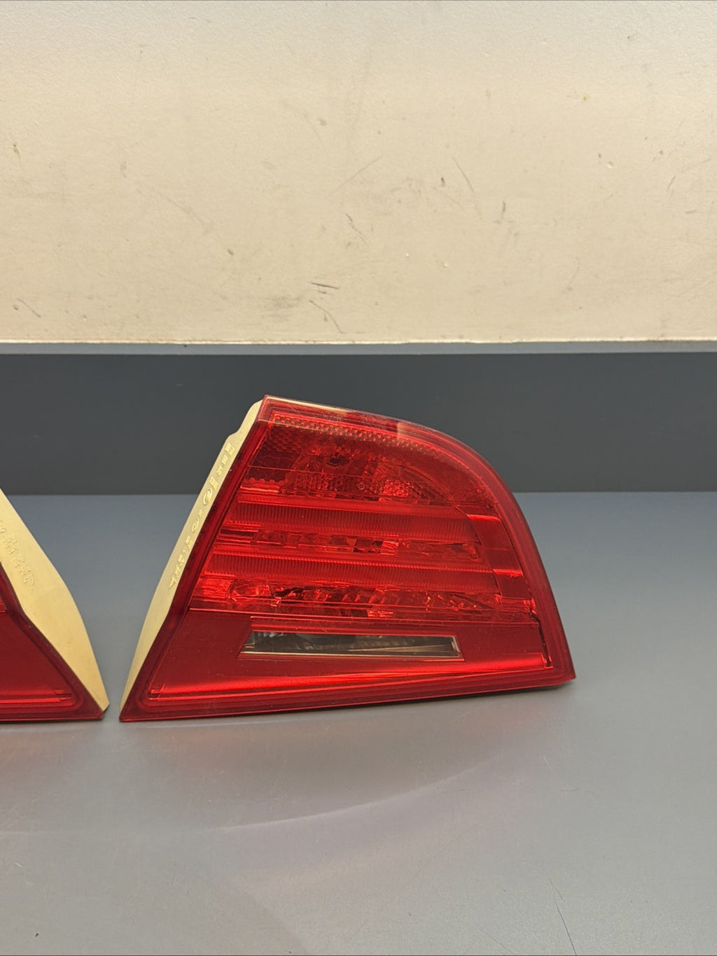 09-11 BMW E90 SEDAN LCI Rear Left Right Inner Tail Light Set OEM 7154155 7154156